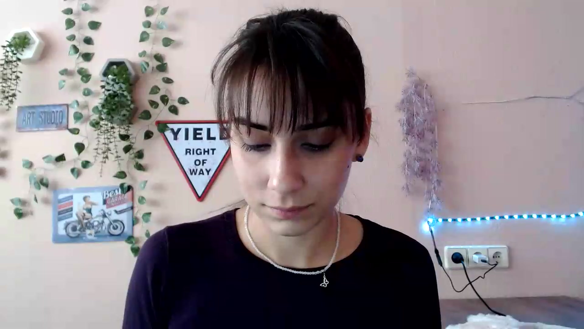 Gallery image thumbnail from K_Sandra's myfreecams stream on, 09/22/2026, 13:19 image 12 of 20