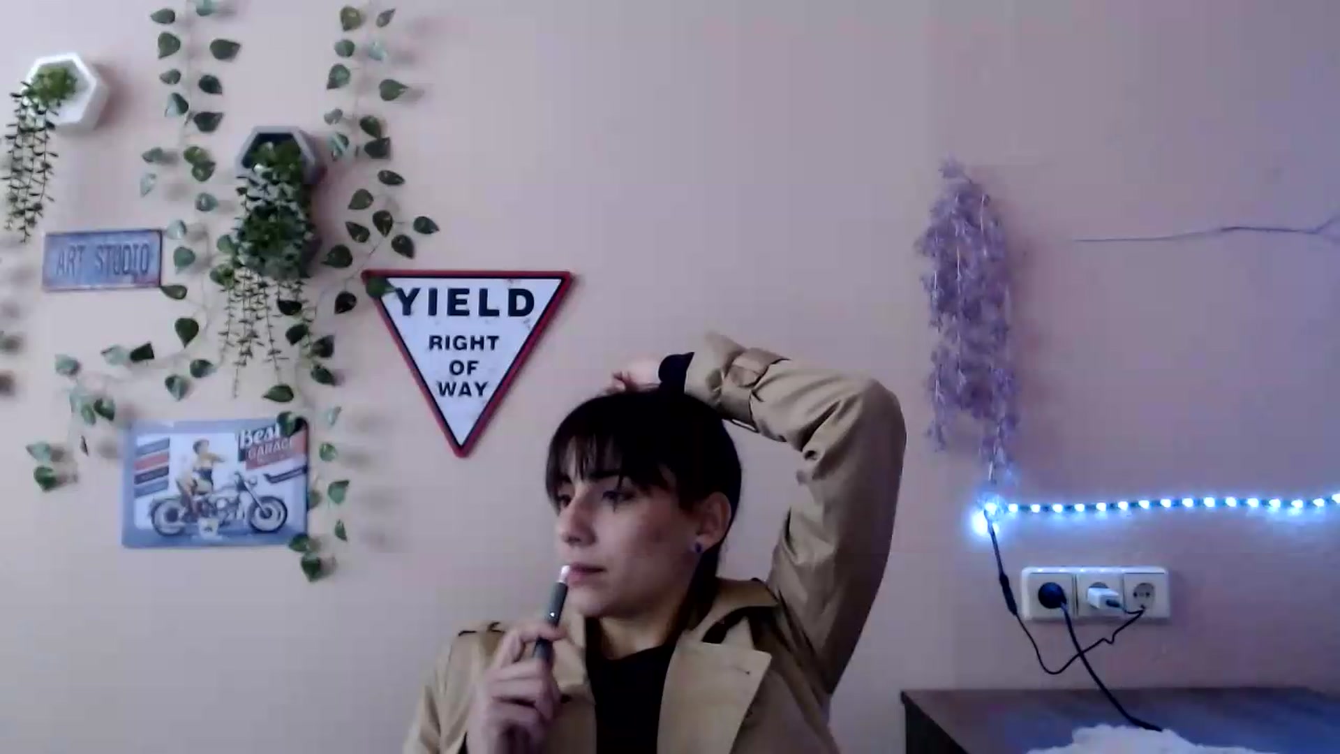 Gallery image thumbnail from K_Sandra's myfreecams stream on, 09/22/2026, 15:03 image 2 of 20