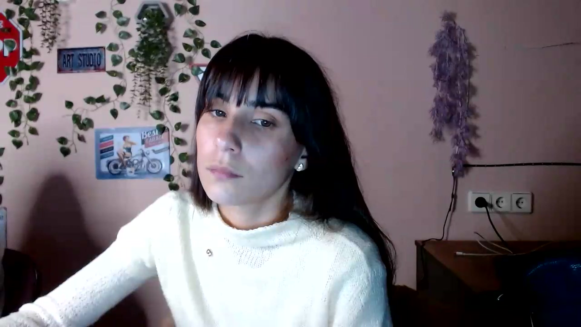 Gallery image thumbnail from K_Sandra's myfreecams stream on, 09/24/2026, 17:39 image 12 of 20