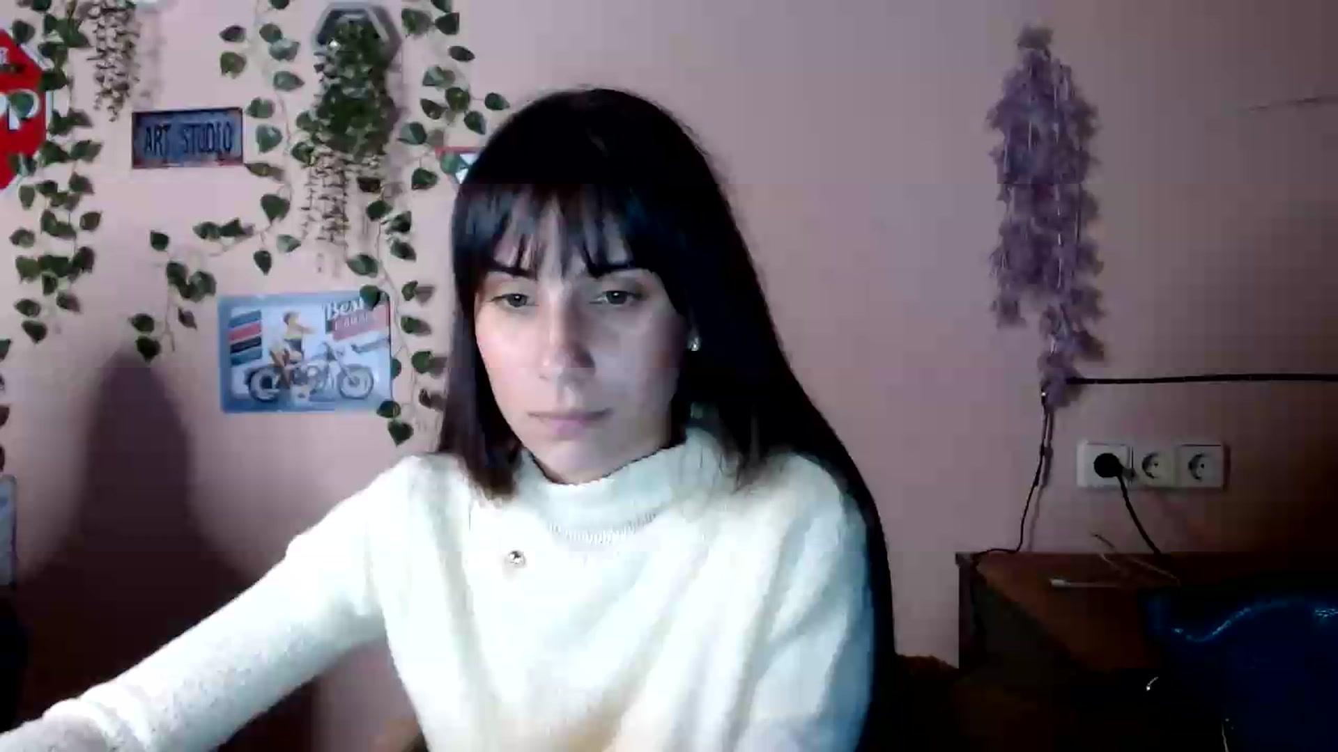 Gallery image thumbnail from K_Sandra's myfreecams stream on, 09/24/2026, 17:39 image 13 of 20