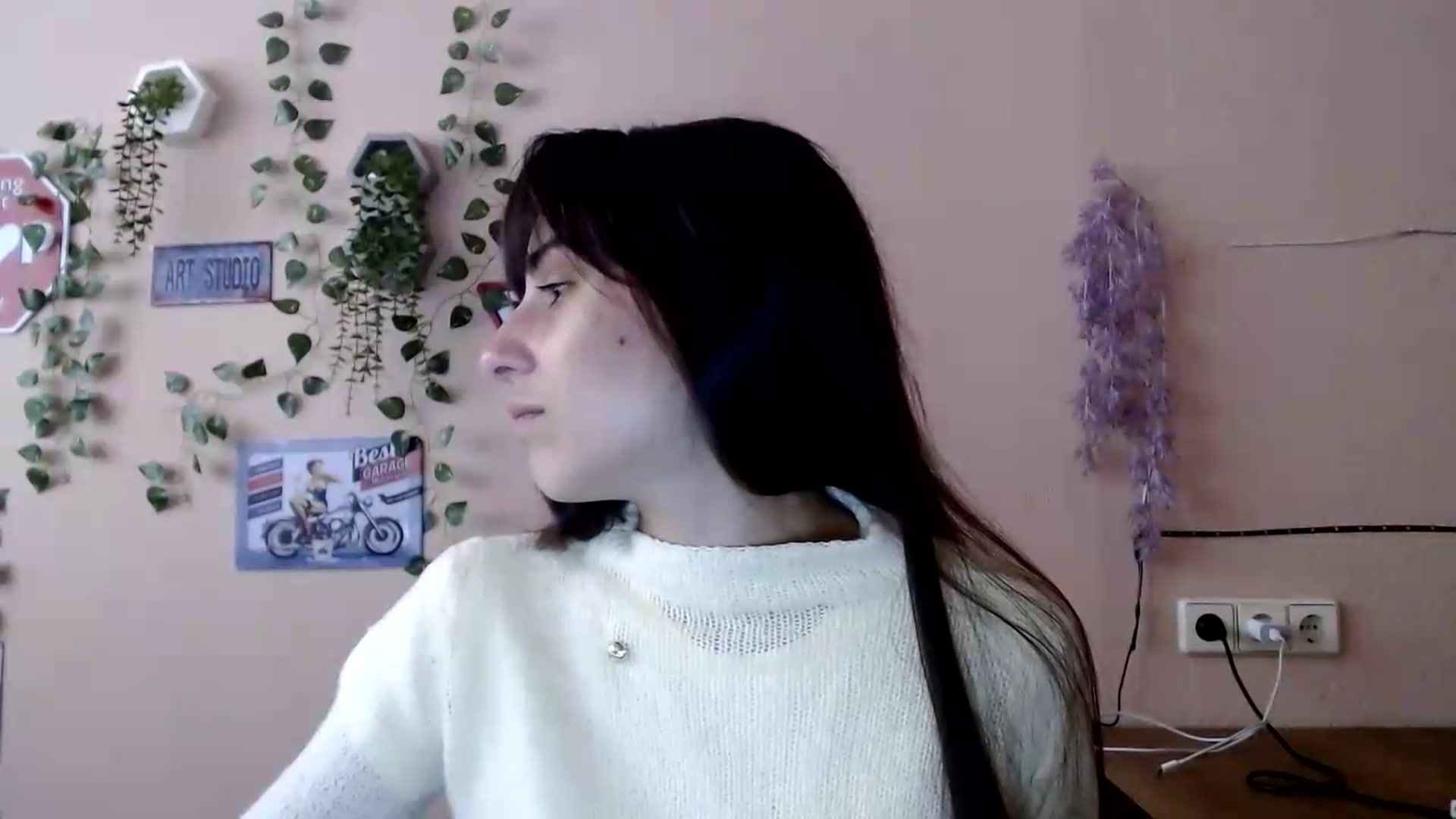 Gallery image thumbnail from K_Sandra's myfreecams stream on, 09/24/2026, 17:39 image 3 of 20