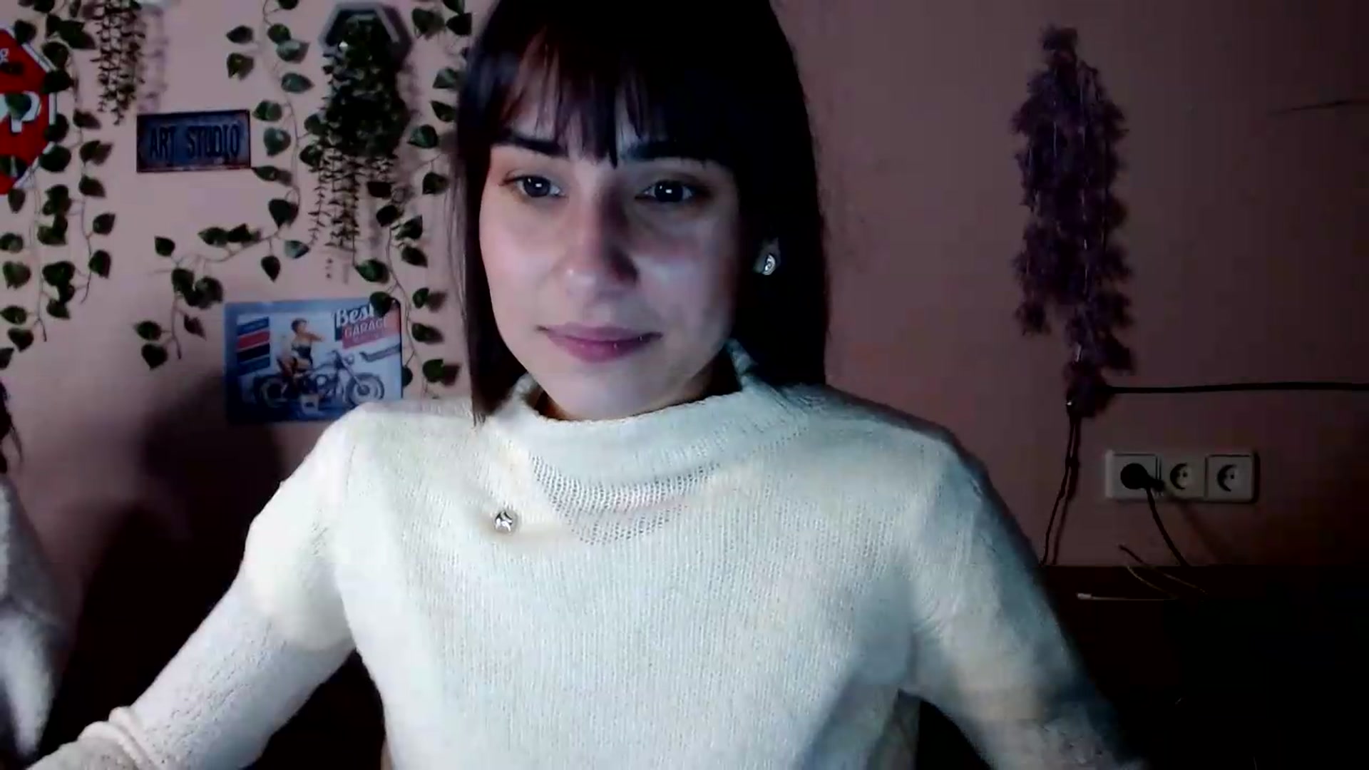 Gallery image thumbnail from K_Sandra's myfreecams stream on, 09/24/2026, 17:39 image 18 of 20