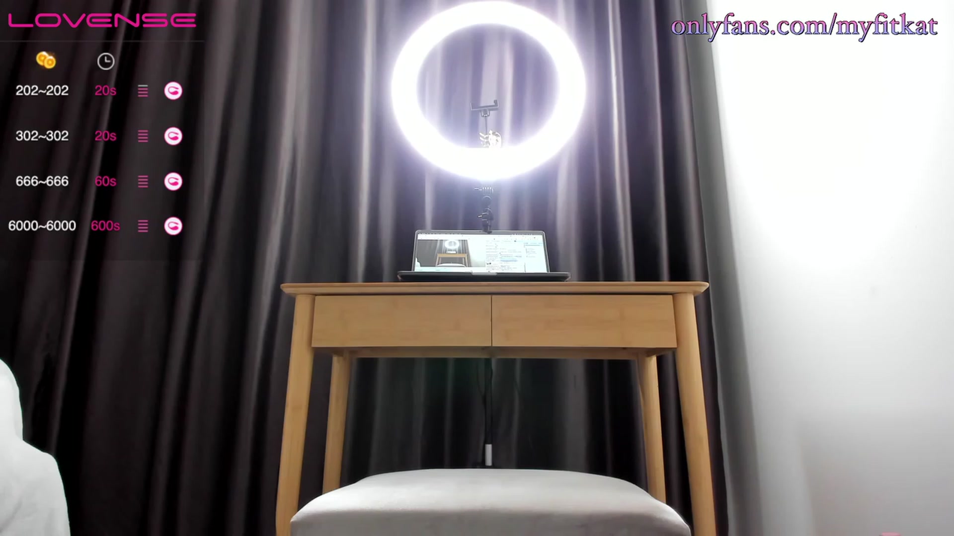 Gallery image thumbnail from K__A__T's myfreecams stream on, 12/08/2022, 15:55 image 1 of 20