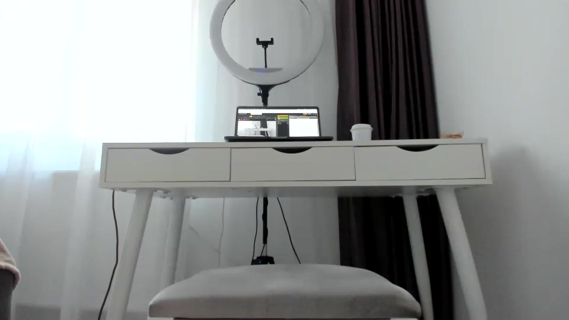 Gallery image thumbnail from K__A__T's myfreecams stream on, 12/20/2022, 12:30 image 1 of 20