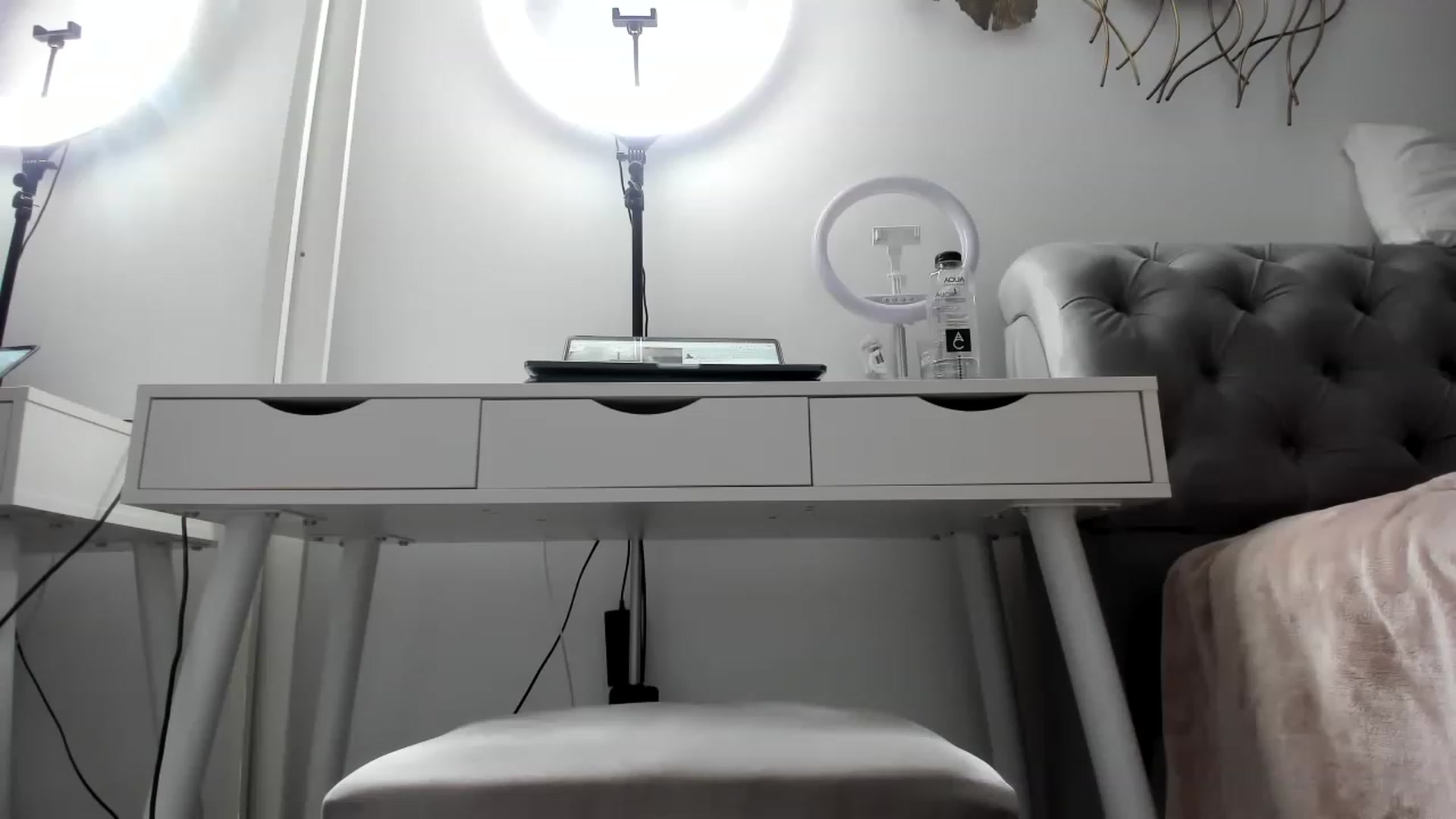 Gallery image thumbnail from K__A__T's myfreecams stream on, 01/08/2023, 12:44 image 19 of 20