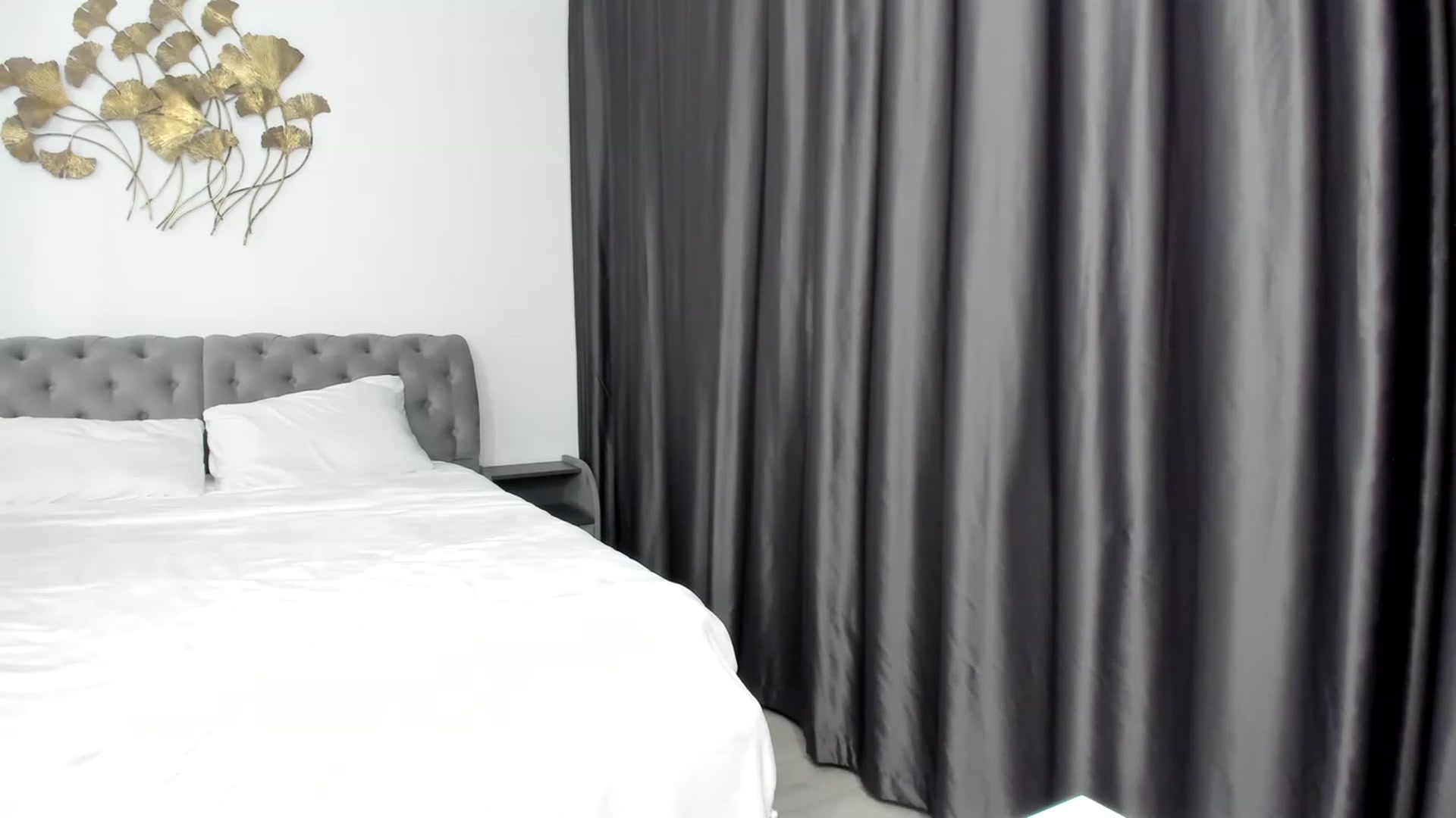 Gallery image thumbnail from K__A__T's myfreecams stream on, 01/20/2023, 19:39 image 13 of 20