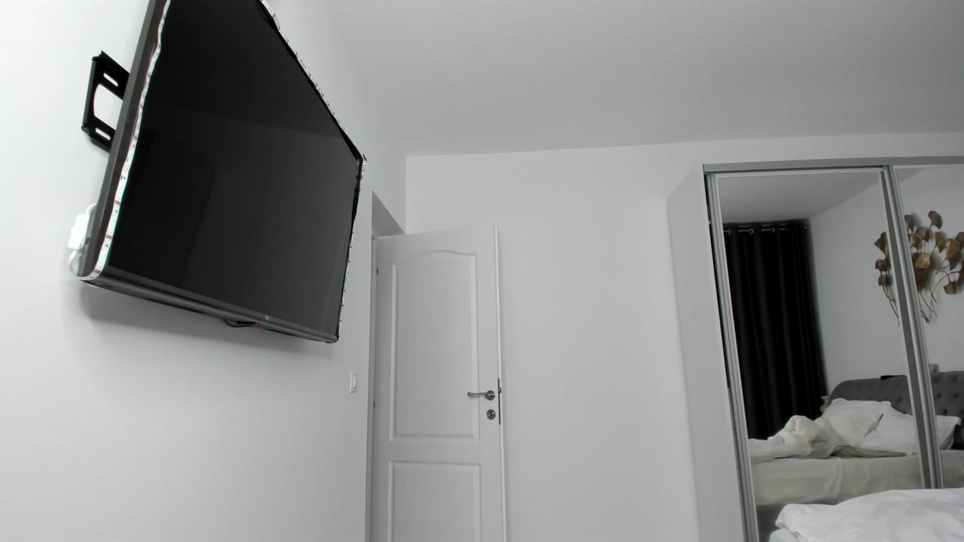Gallery image thumbnail from K__A__T's myfreecams stream on, 01/30/2023, 19:55 image 1 of 20