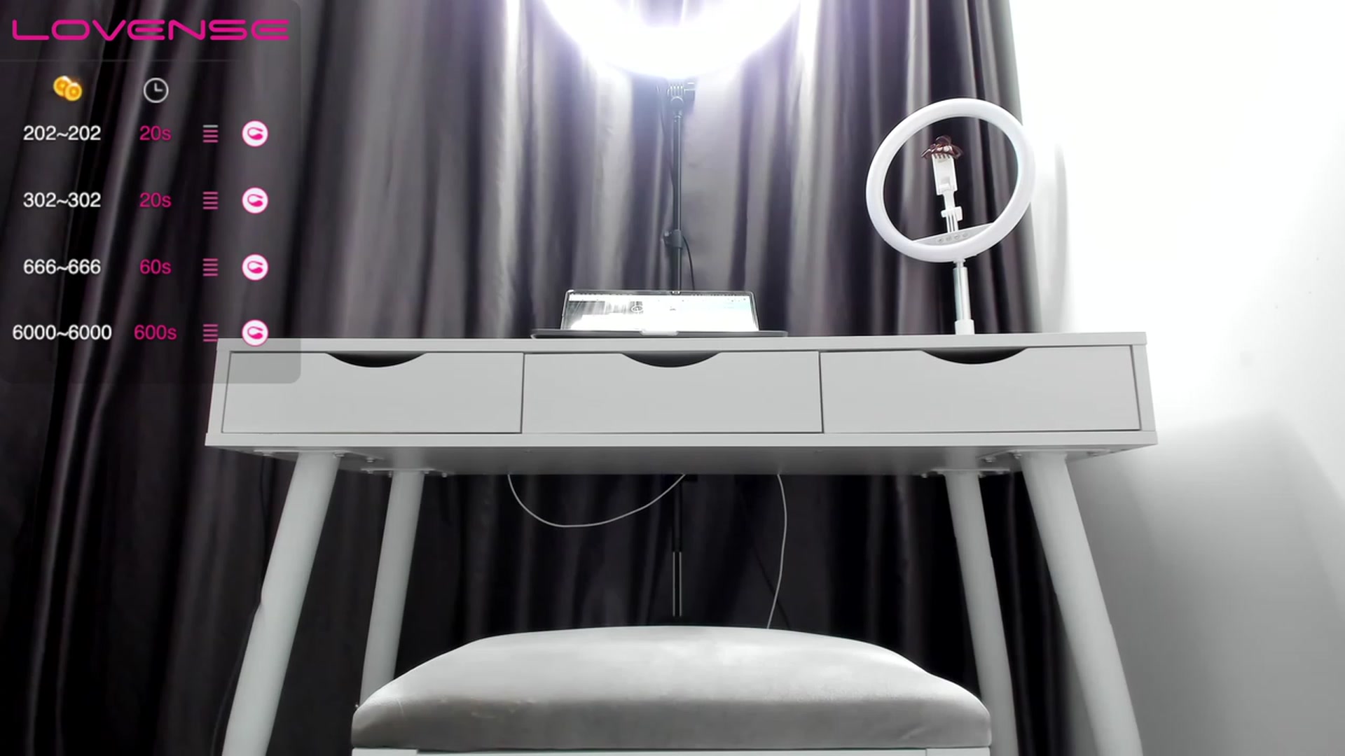 Gallery image thumbnail from K__A__T's myfreecams stream on, 03/18/2023, 19:37 image 10 of 20