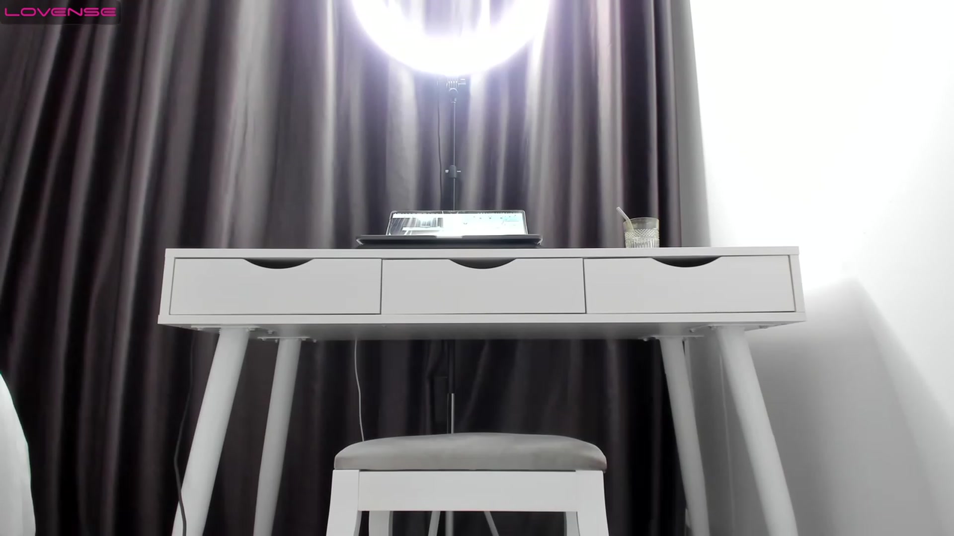 Gallery image thumbnail from K__A__T's myfreecams stream on, 04/03/2023, 19:33 image 19 of 20