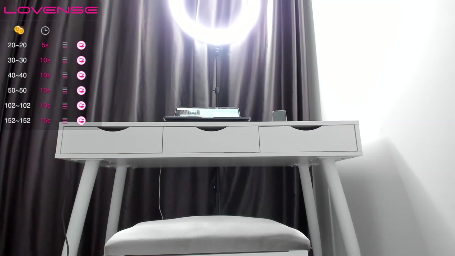 Gallery image thumbnail from K__A__T's myfreecams stream on, 04/12/2023, 20:14 image 18 of 20