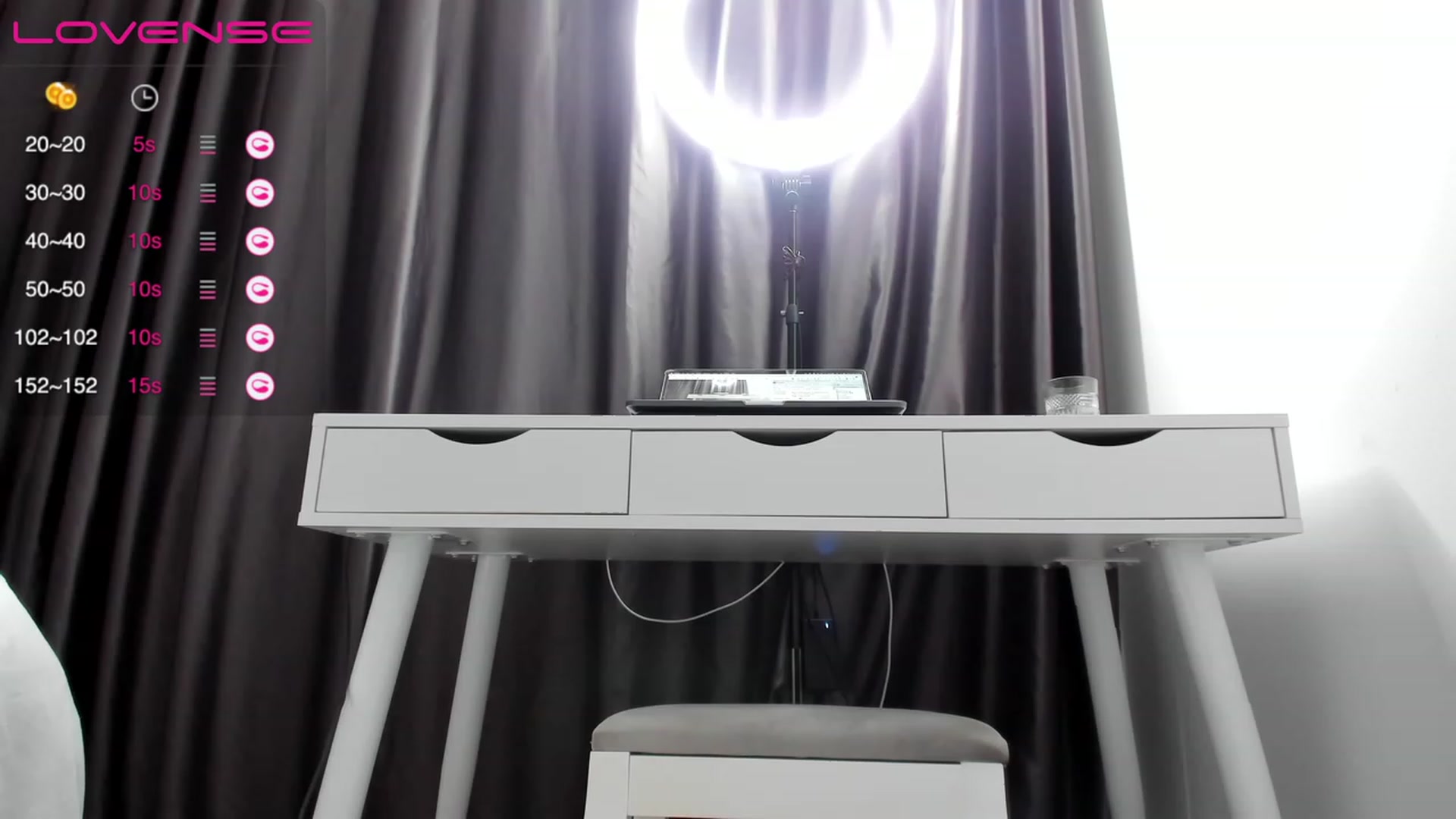 Gallery image thumbnail from K__A__T's myfreecams stream on, 04/16/2023, 22:06 image 12 of 20
