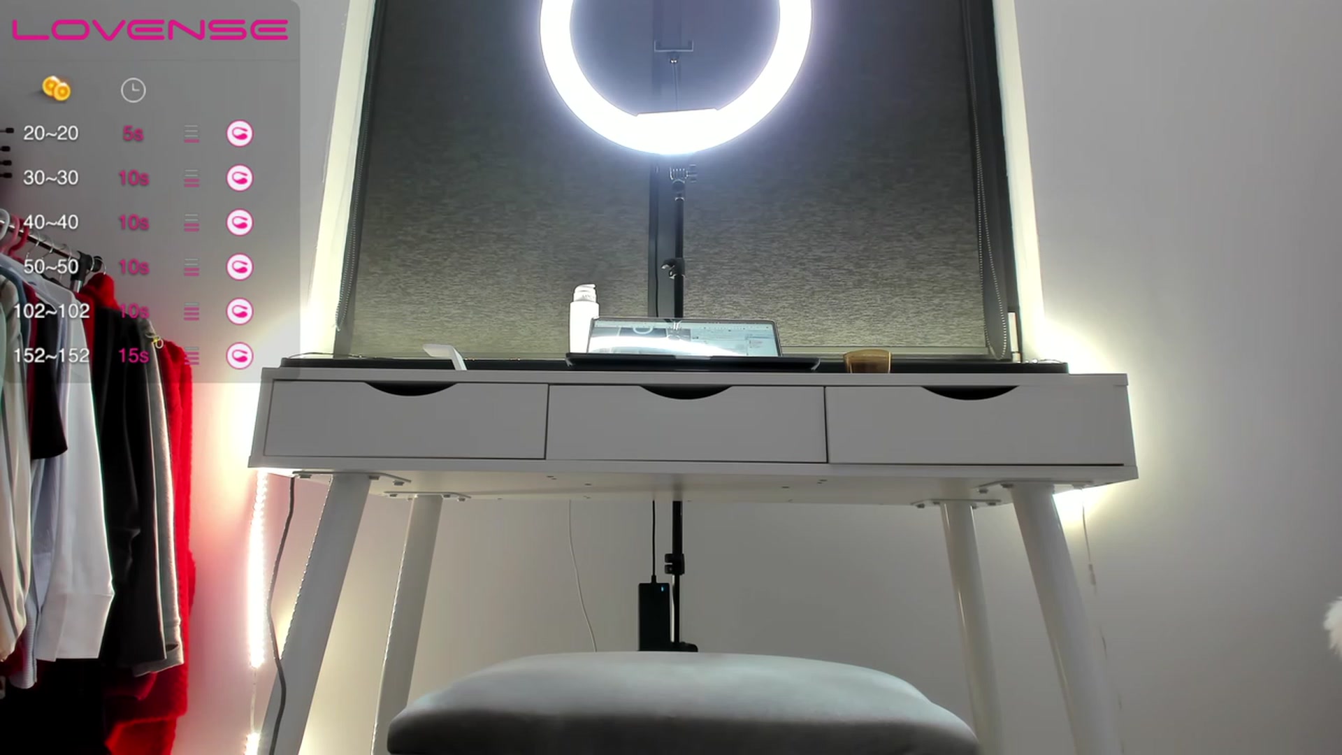 Gallery image thumbnail from K__A__T's myfreecams stream on, 05/22/2023, 17:02 image 15 of 20