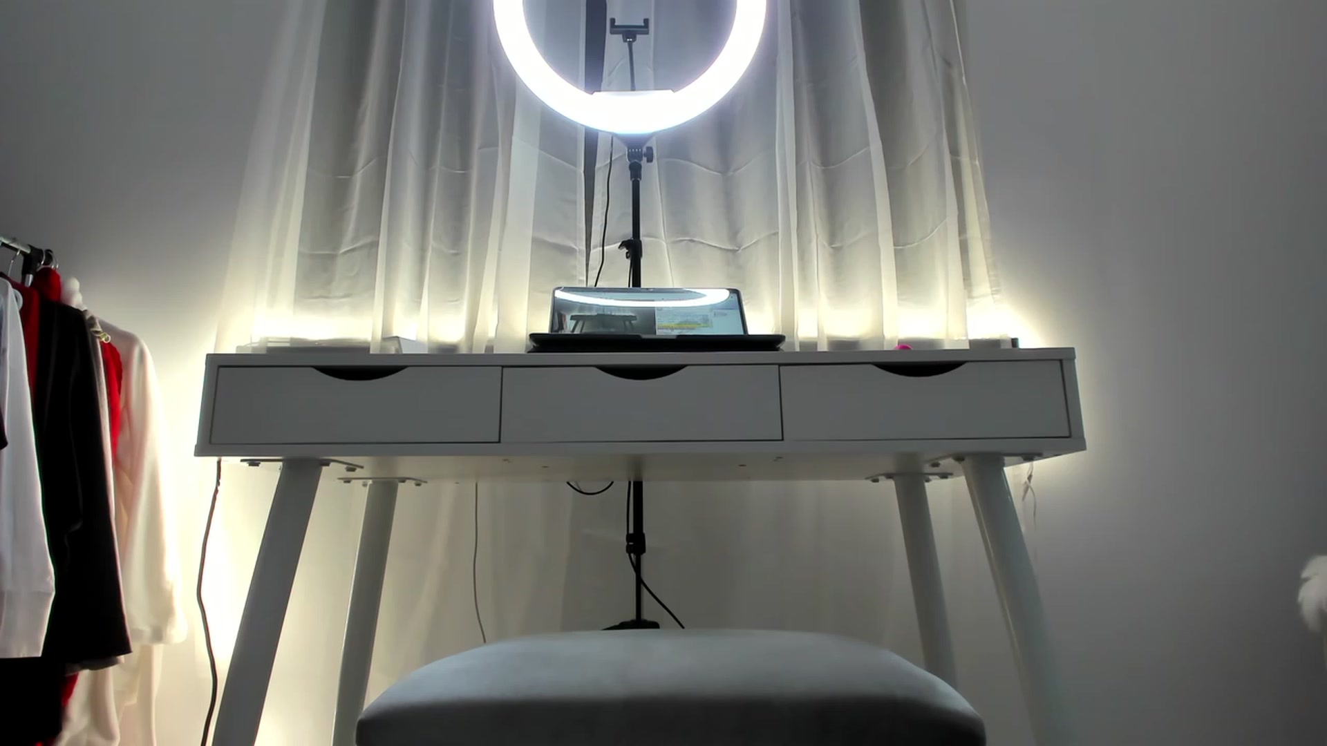 Gallery image thumbnail from K__A__T's myfreecams stream on, 05/29/2023, 16:22 image 20 of 20