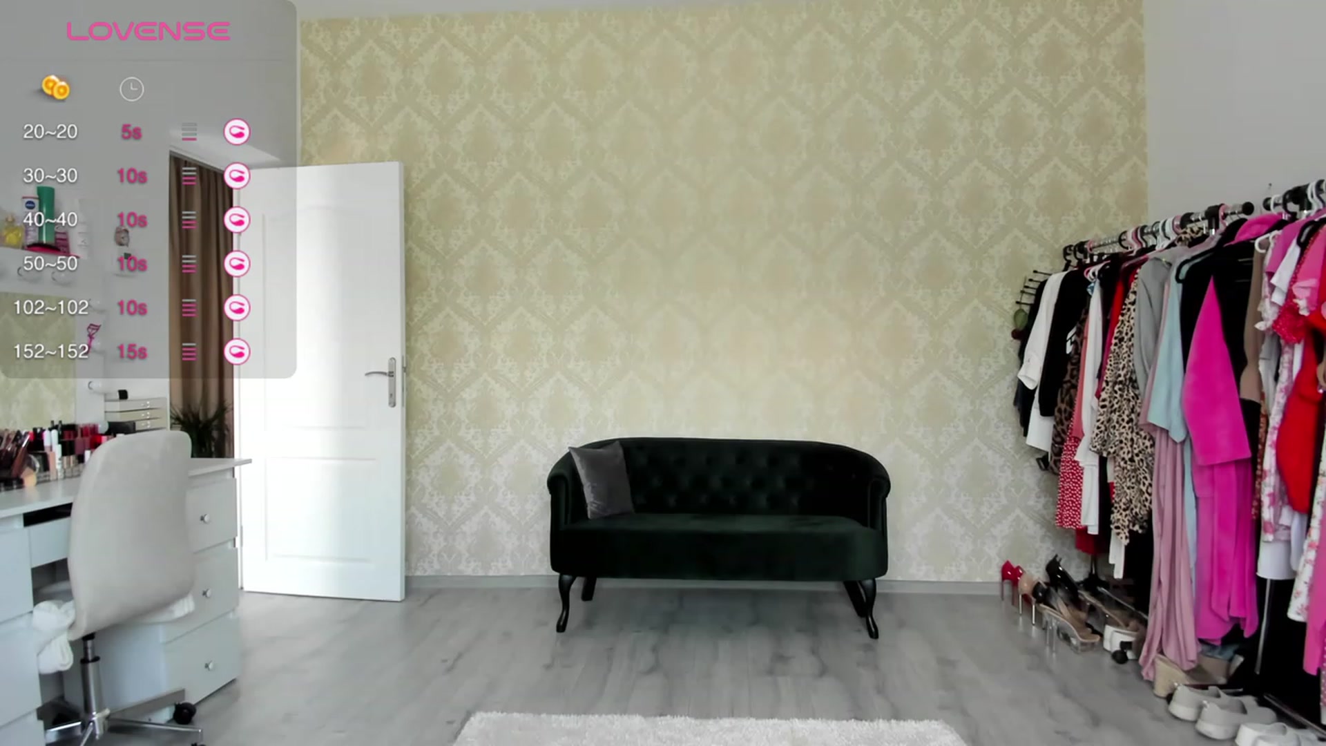 Gallery image thumbnail from K__A__T's myfreecams stream on, 08/21/2023, 14:17 image 6 of 20