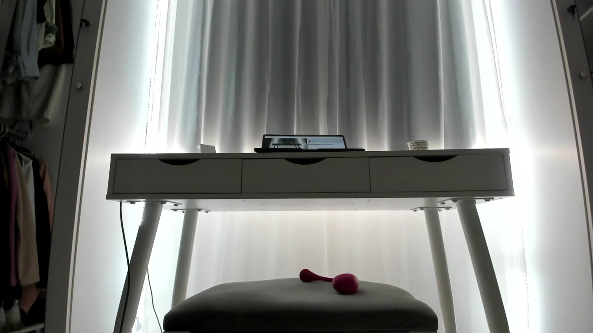 Gallery image thumbnail from K__A__T's myfreecams stream on, 09/17/2023, 20:44 image 13 of 20
