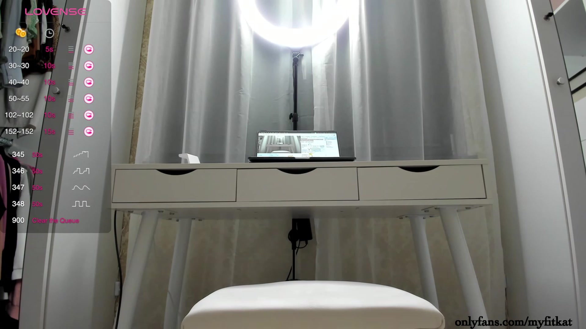 Gallery image thumbnail from K__A__T's myfreecams stream on, 10/16/2023, 16:54 image 12 of 20