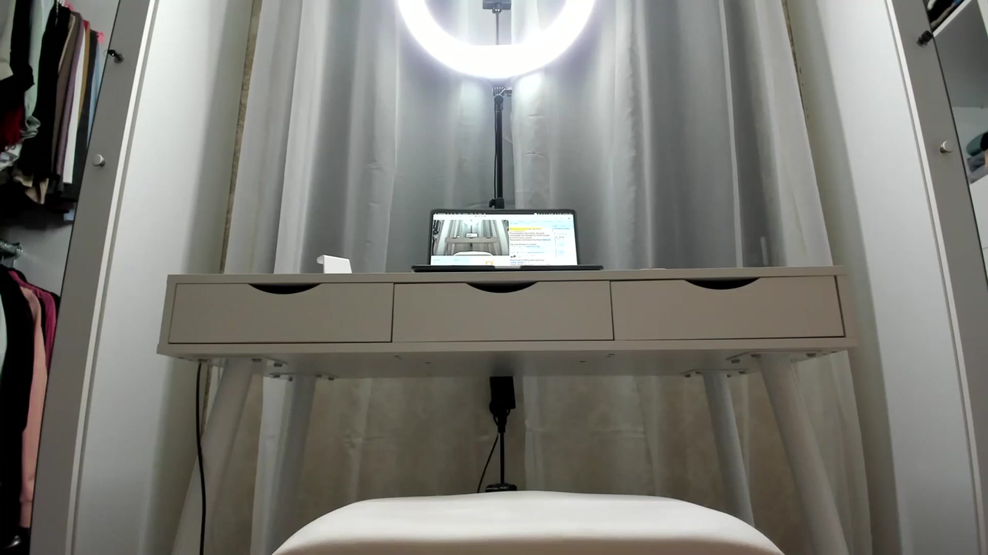 Gallery image thumbnail from K__A__T's myfreecams stream on, 11/30/2023, 16:49 image 5 of 20