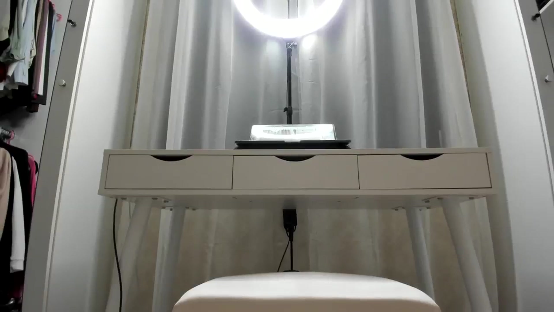Gallery image thumbnail from K__A__T's myfreecams stream on, 12/30/2023, 14:17 image 18 of 20
