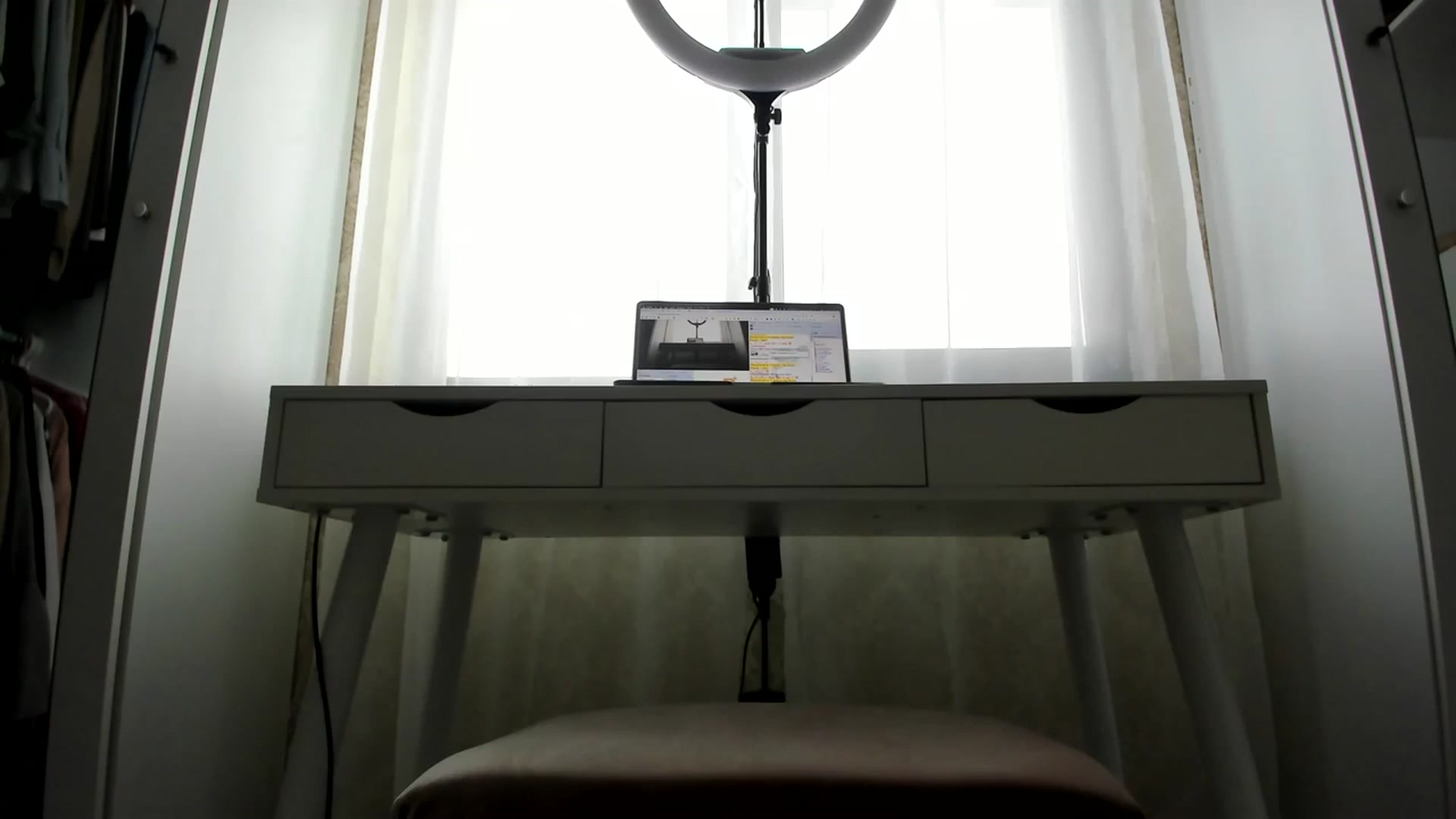Gallery image thumbnail from K__A__T's myfreecams stream on, 01/21/2024, 11:44 image 10 of 20