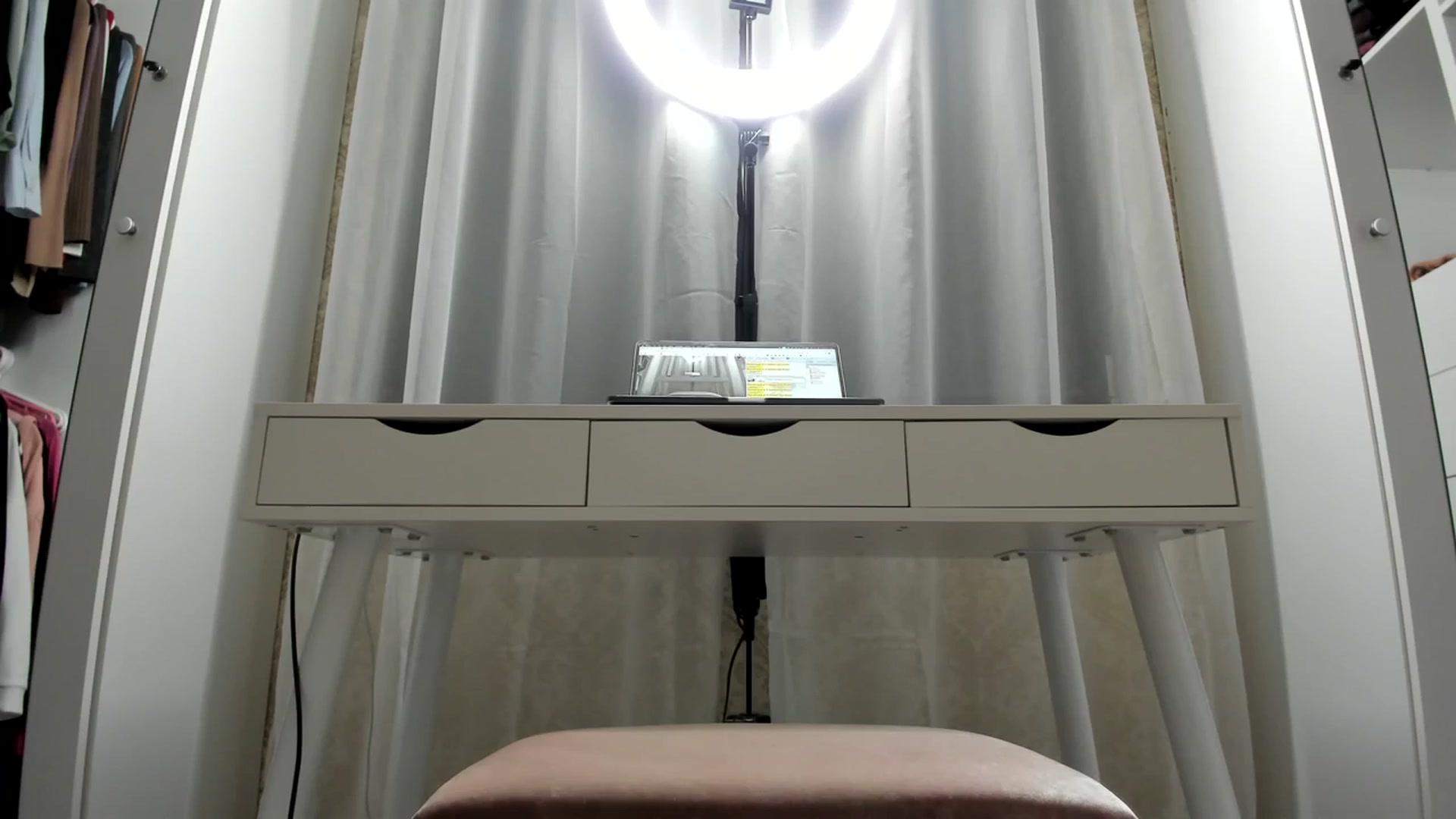 Gallery image thumbnail from K__A__T's myfreecams stream on, 01/26/2024, 19:15 image 10 of 20