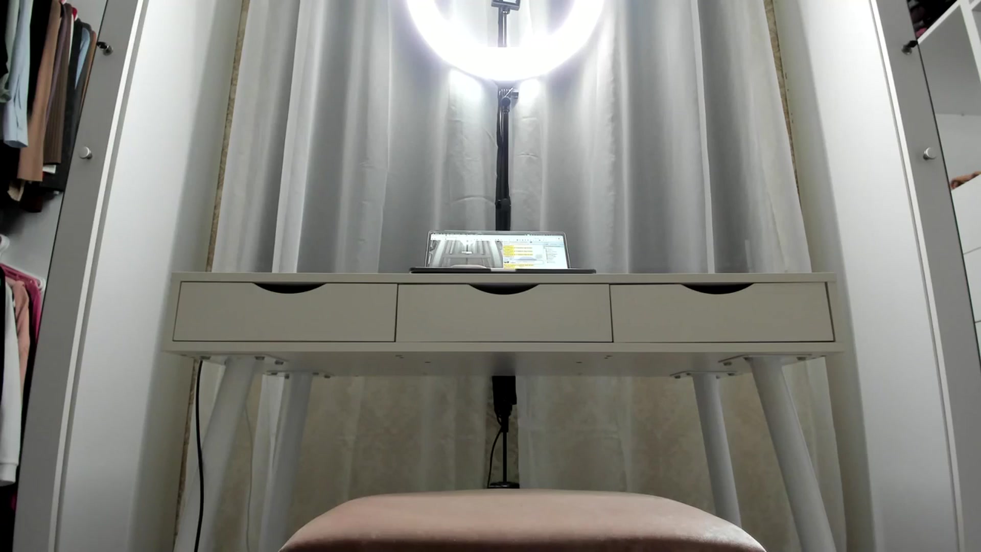 Gallery image thumbnail from K__A__T's myfreecams stream on, 01/26/2024, 19:15 image 2 of 20