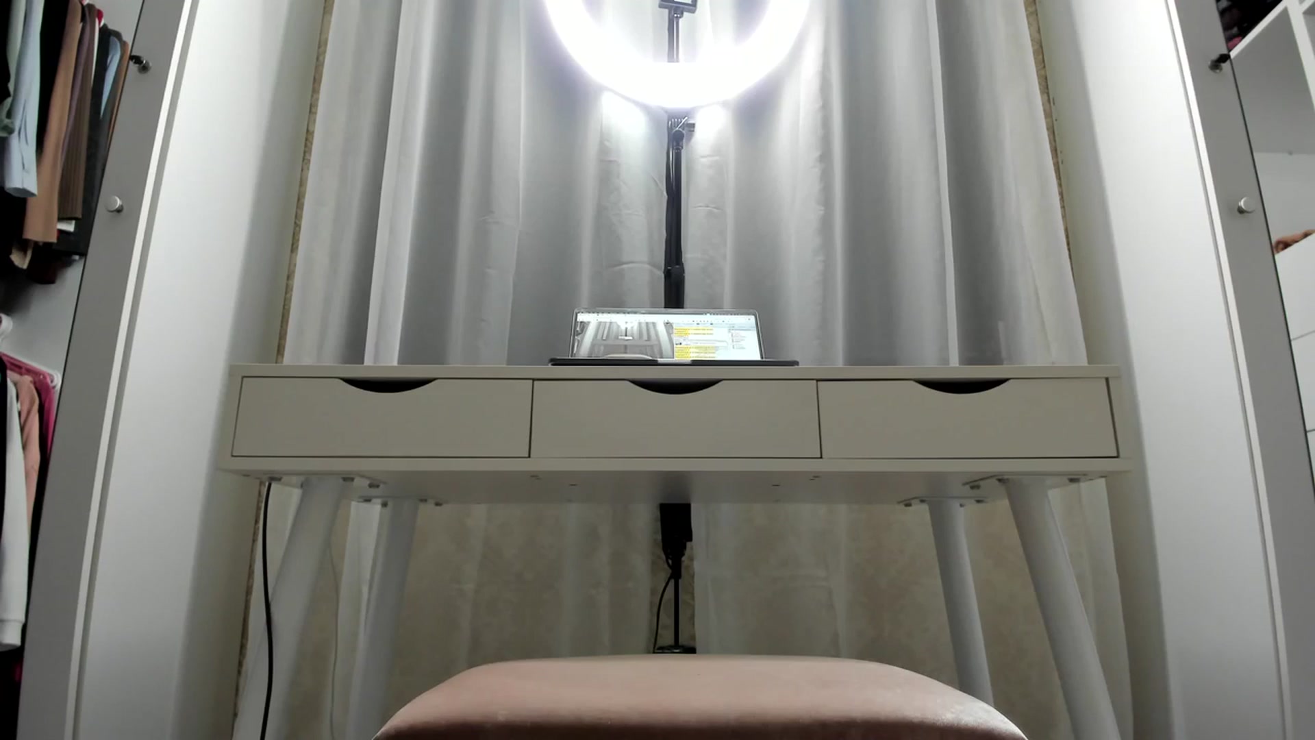 Gallery image thumbnail from K__A__T's myfreecams stream on, 01/26/2024, 19:15 image 5 of 20