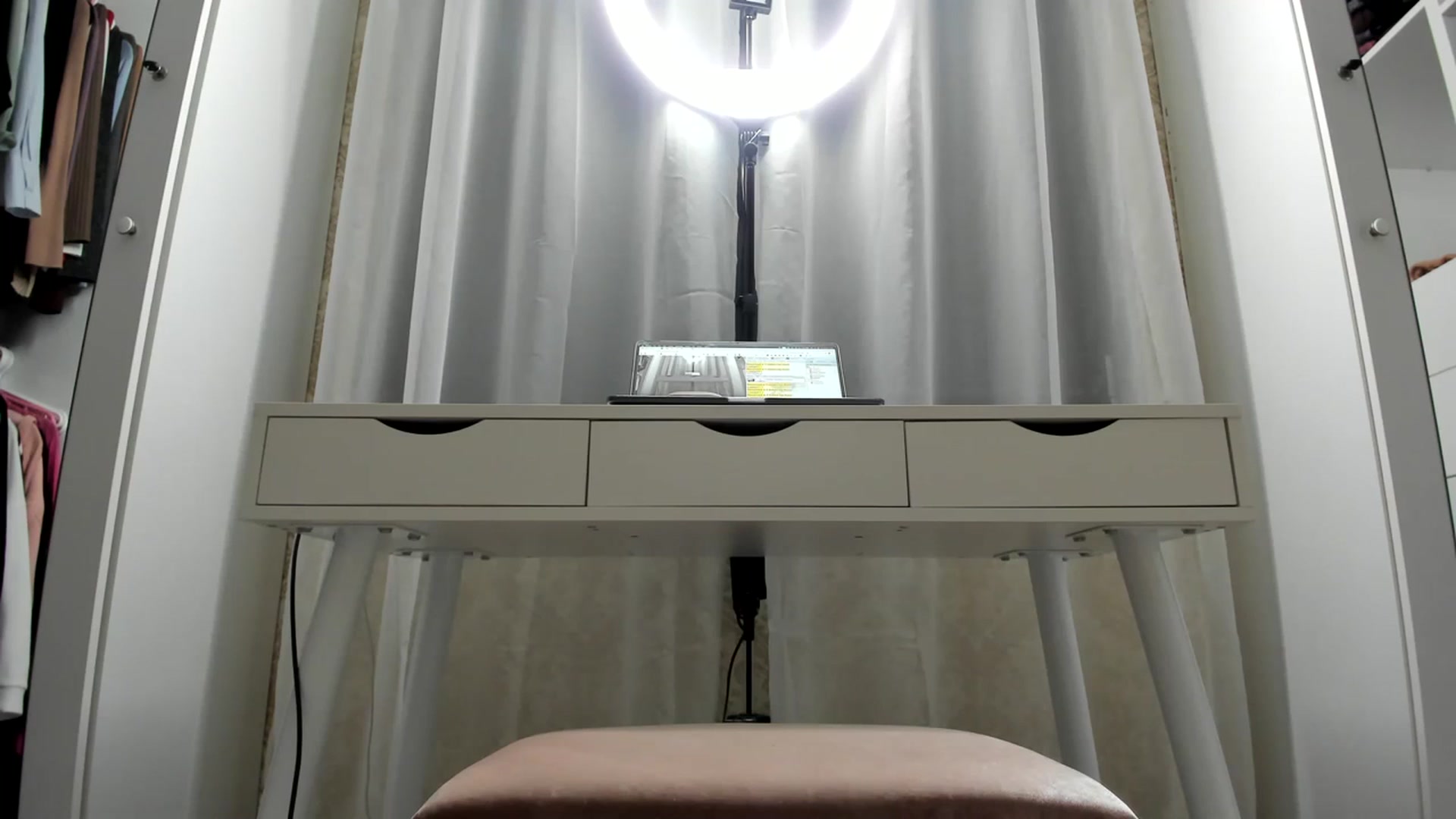 Gallery image thumbnail from K__A__T's myfreecams stream on, 01/26/2024, 19:15 image 11 of 20