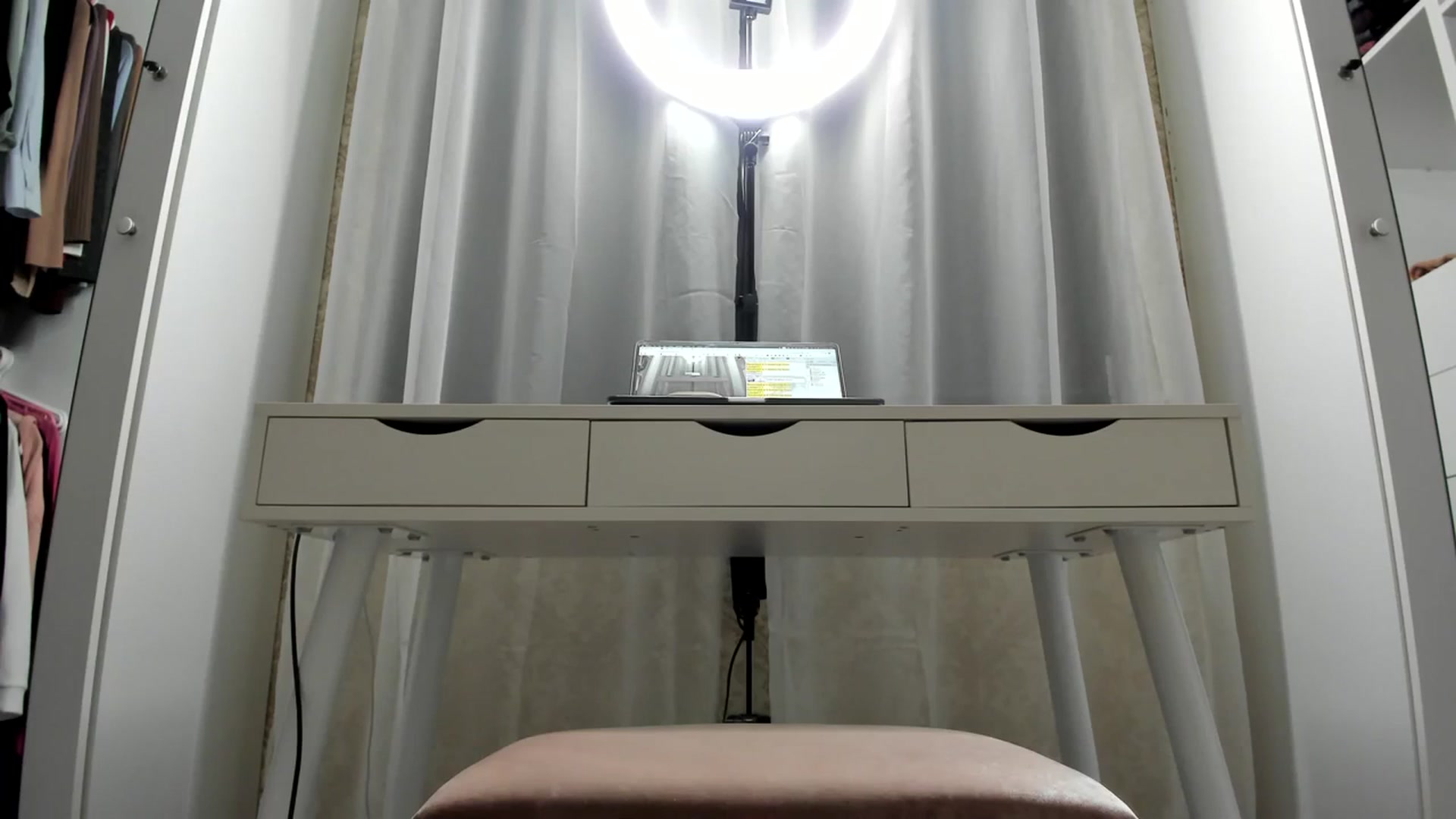 Gallery image thumbnail from K__A__T's myfreecams stream on, 01/26/2024, 19:15 image 7 of 20