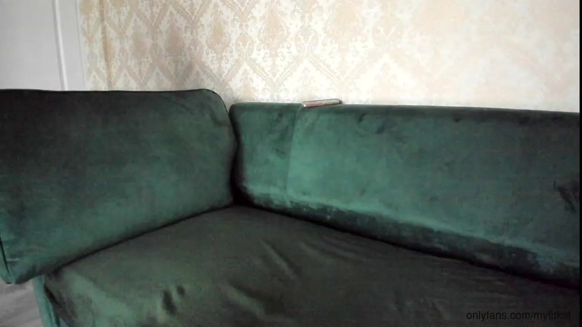 Gallery image thumbnail from K__A__T's myfreecams stream on, 02/19/2024, 14:49 image 1 of 20
