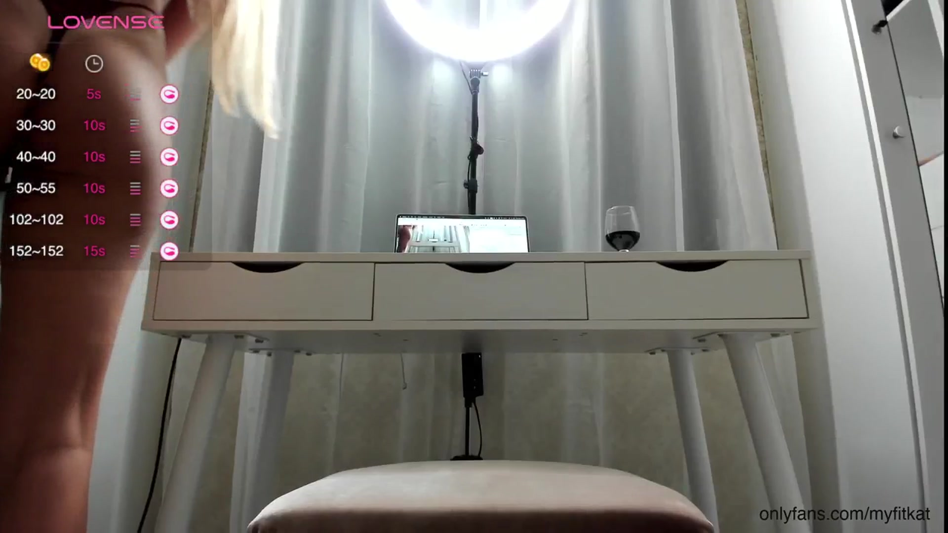 Gallery image thumbnail from K__A__T's myfreecams stream on, 03/06/2024, 19:05 image 12 of 20