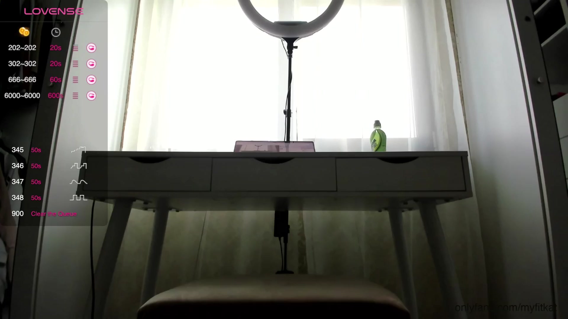 Gallery image thumbnail from K__A__T's myfreecams stream on, 04/12/2024, 10:34 image 7 of 20