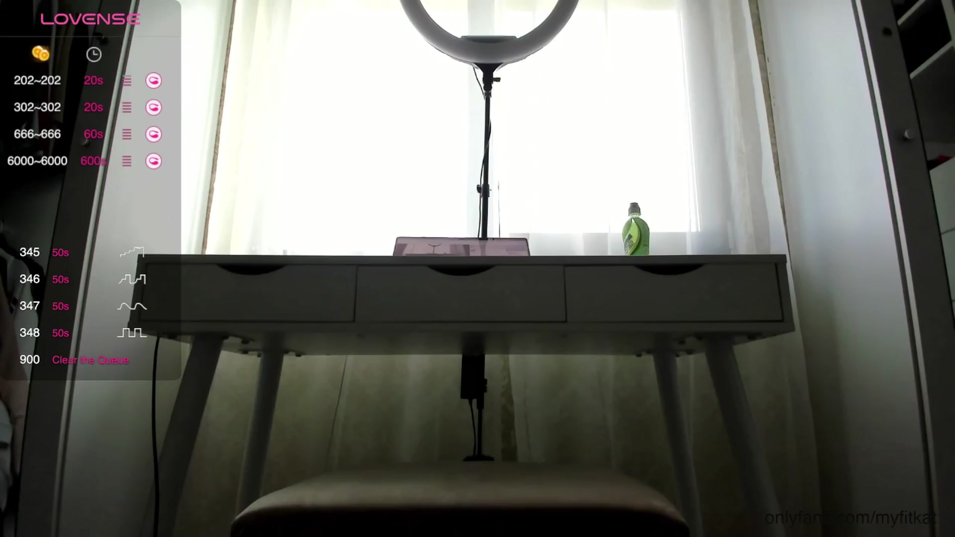 Gallery image thumbnail from K__A__T's myfreecams stream on, 04/12/2024, 10:34 image 4 of 20