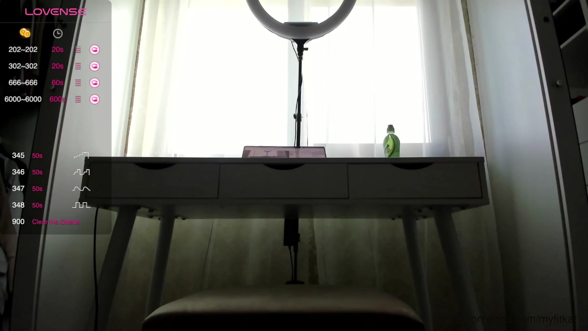 Gallery image thumbnail from K__A__T's myfreecams stream on, 04/12/2024, 10:34 image 10 of 20