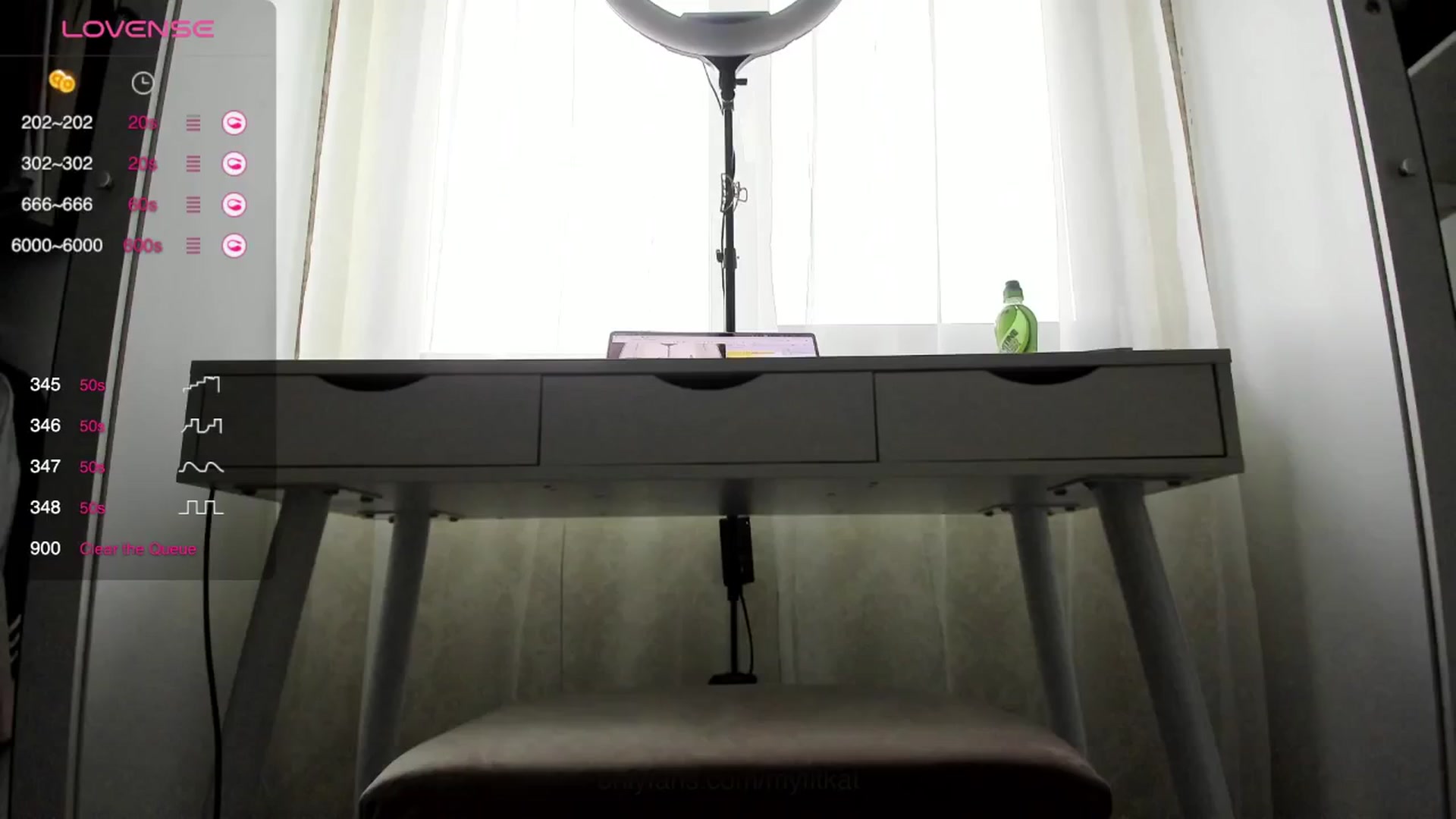 Gallery image thumbnail from K__A__T's myfreecams stream on, 04/18/2024, 14:58 image 17 of 20