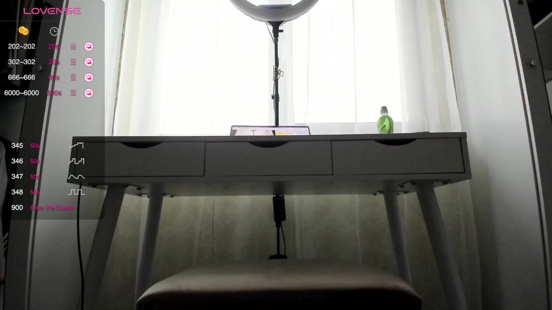 Gallery image thumbnail from K__A__T's myfreecams stream on, 04/18/2024, 14:58 image 15 of 20