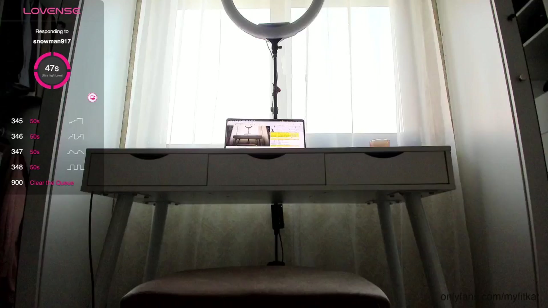 Gallery image thumbnail from K__A__T's myfreecams stream on, 05/09/2024, 16:37 image 17 of 20