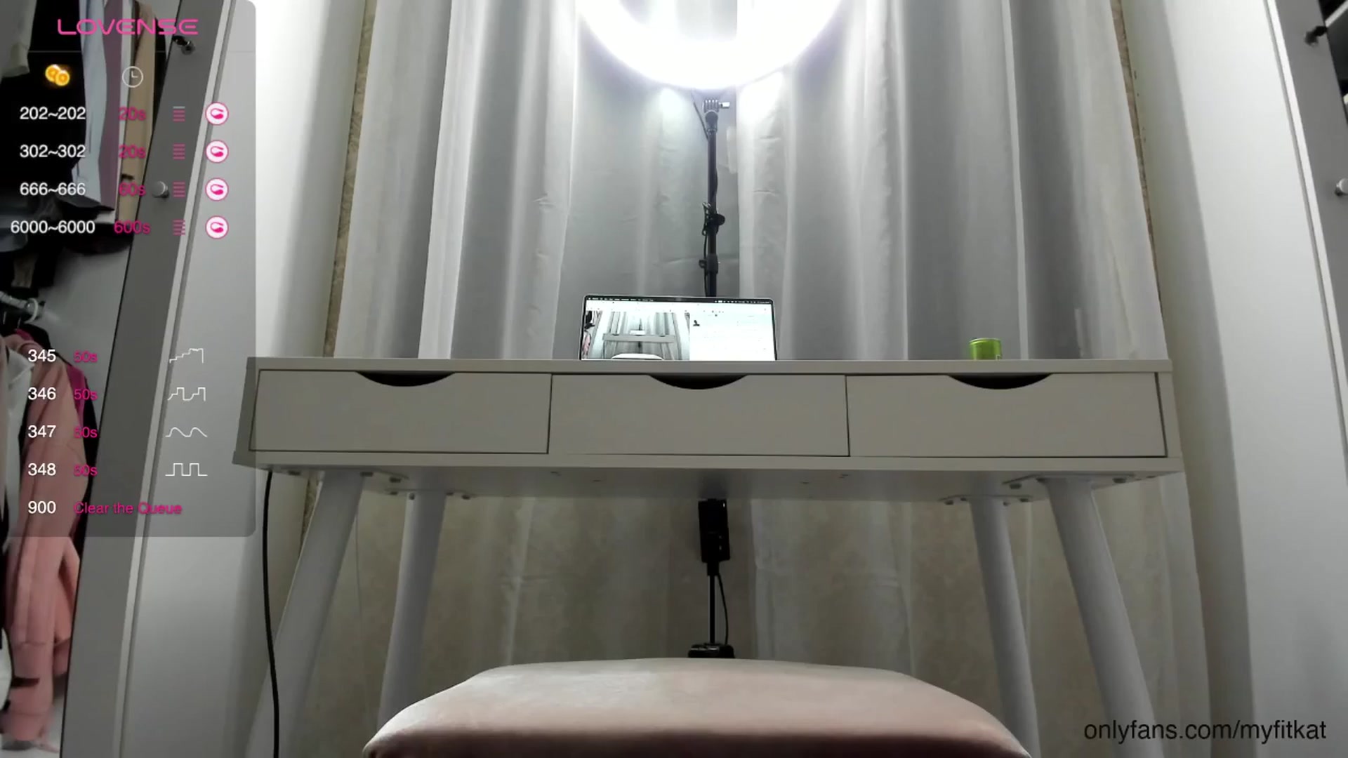 Gallery image thumbnail from K__A__T's myfreecams stream on, 05/10/2024, 18:19 image 17 of 20