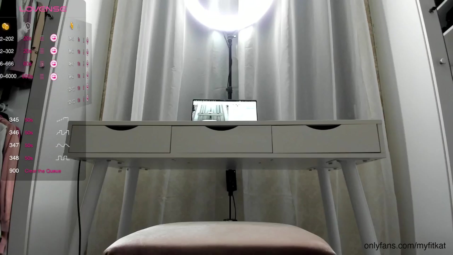 Gallery image thumbnail from K__A__T's myfreecams stream on, 05/13/2024, 17:37 image 1 of 20