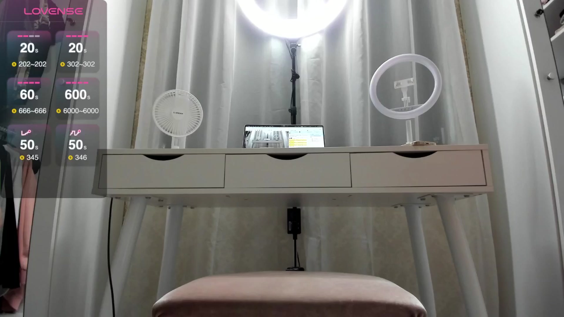 Gallery image thumbnail from K__A__T's myfreecams stream on, 07/25/2024, 08:53 image 10 of 20