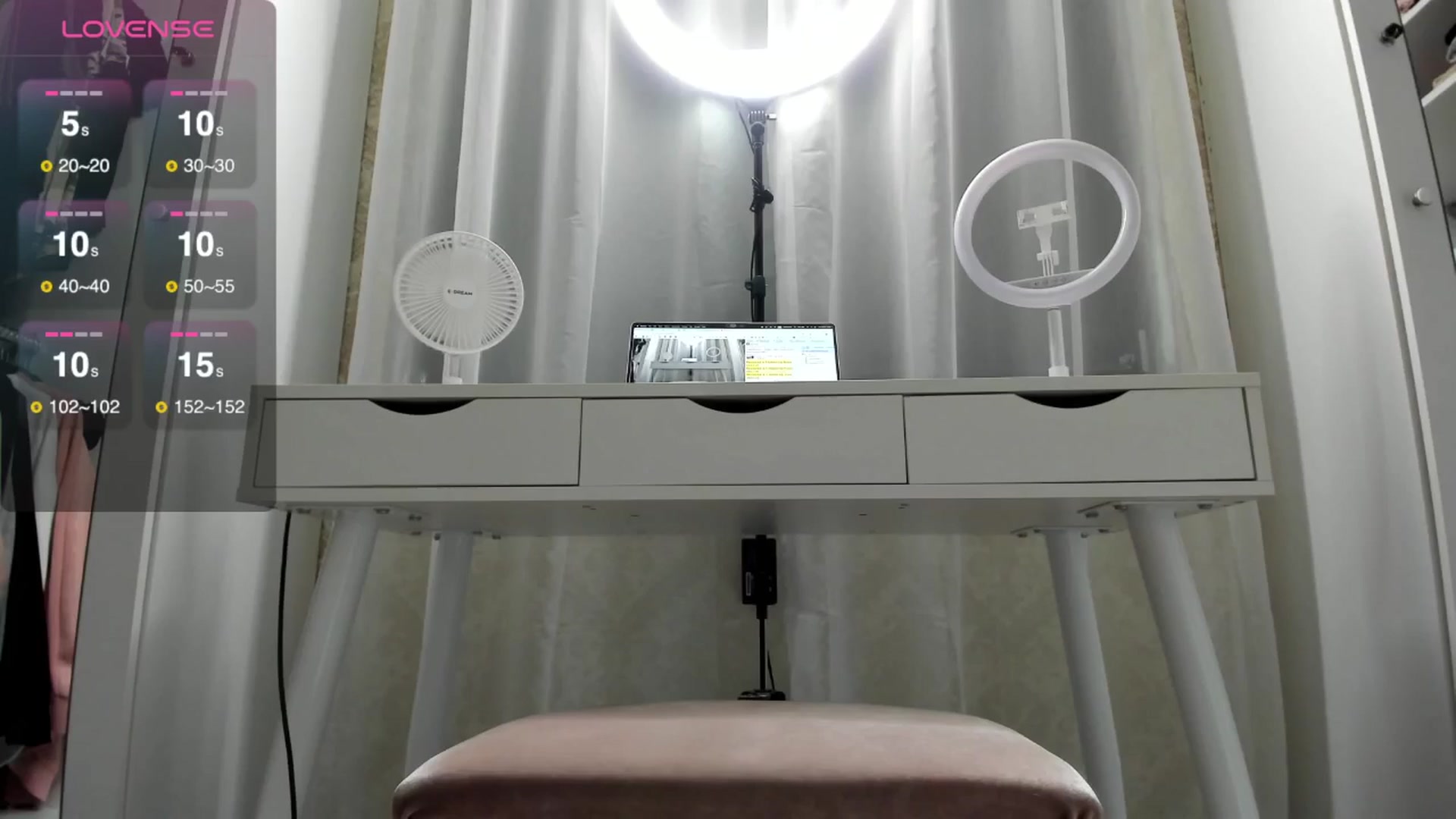 Gallery image thumbnail from K__A__T's myfreecams stream on, 07/25/2024, 08:53 image 8 of 20