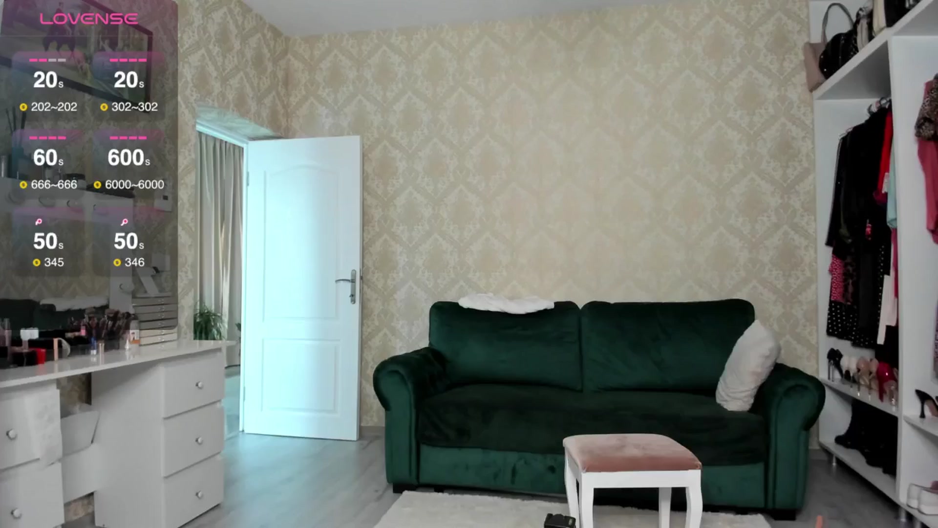Gallery image thumbnail from K__A__T's myfreecams stream on, 07/25/2024, 13:50 image 10 of 20