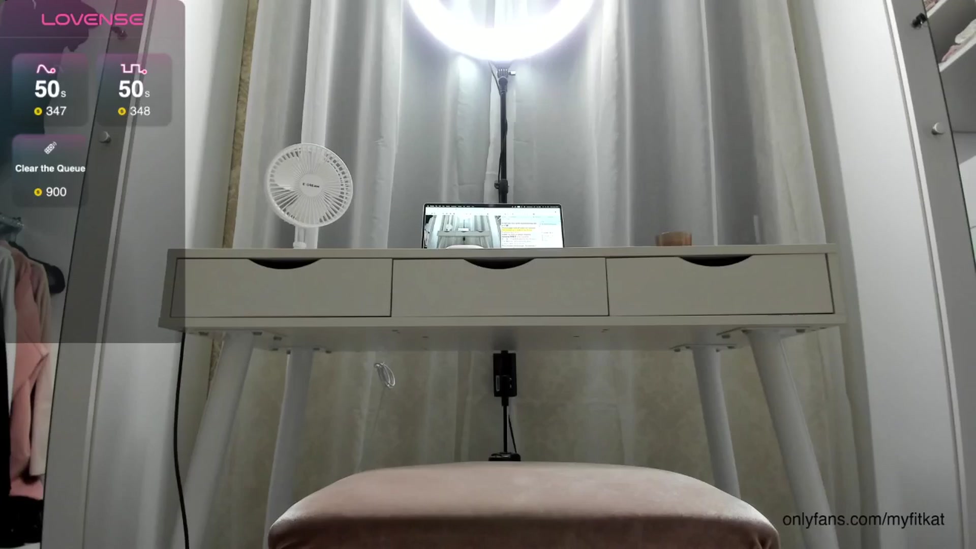 Gallery image thumbnail from K__A__T's myfreecams stream on, 08/04/2024, 20:30 image 12 of 20