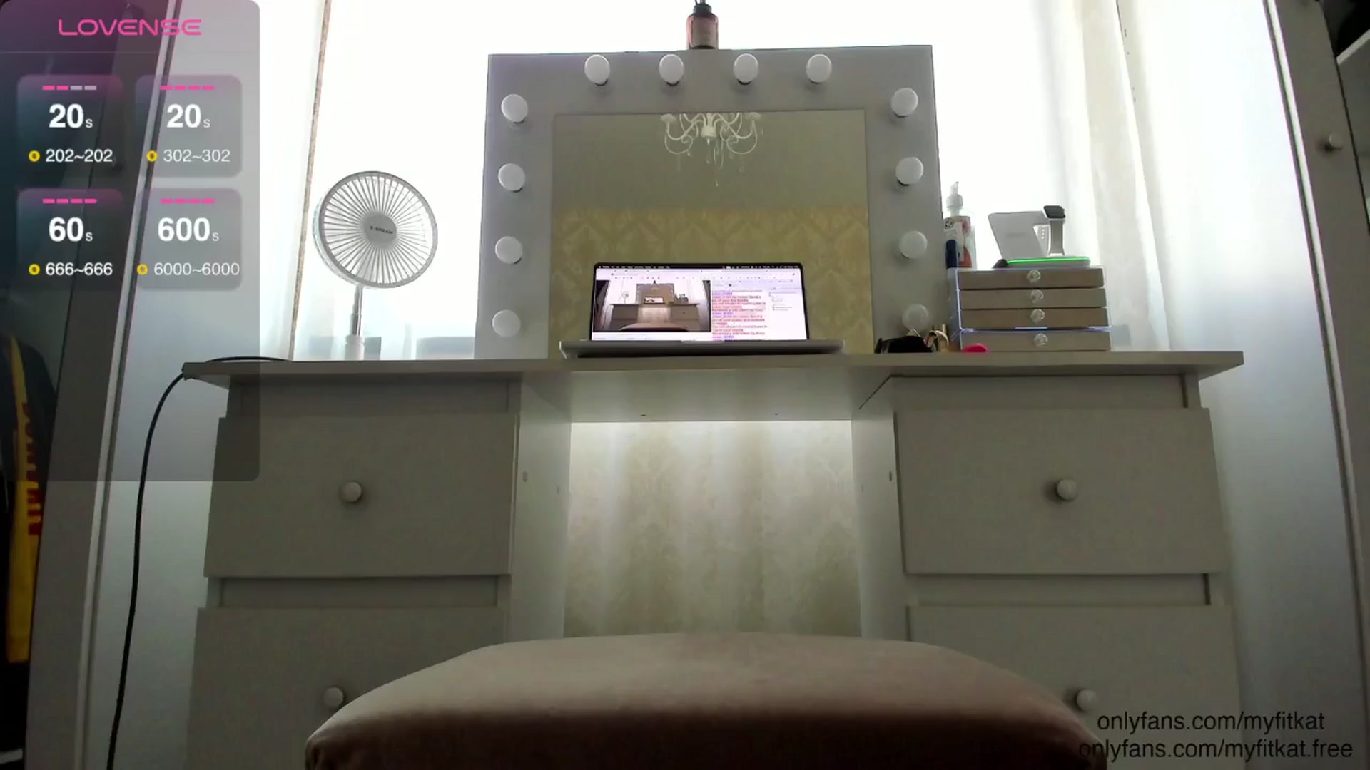 Gallery image thumbnail from K__A__T's myfreecams stream on, 08/26/2024, 13:01 image 19 of 20
