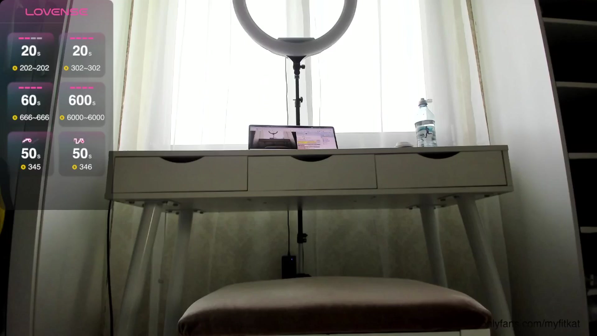 Gallery image thumbnail from K__A__T's myfreecams stream on, 09/25/2024, 12:25 image 18 of 20