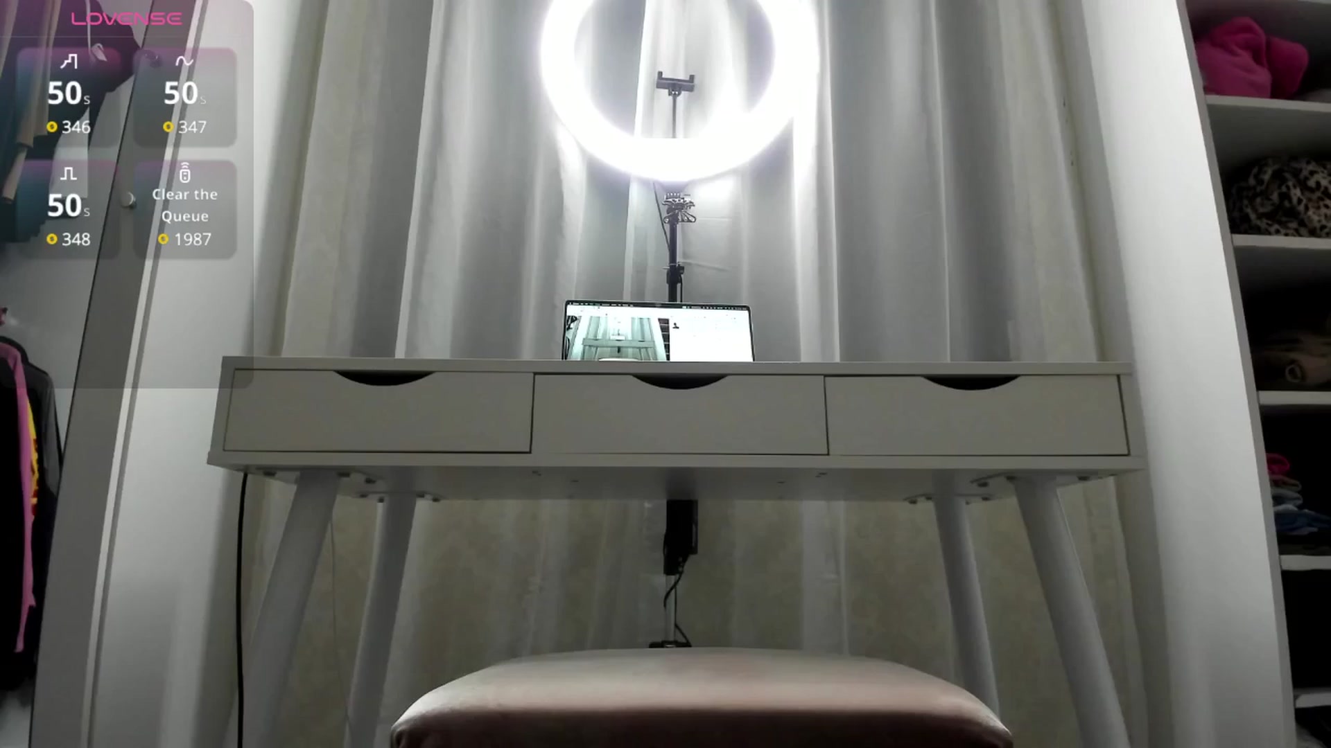 Gallery image thumbnail from K__A__T's myfreecams stream on, 11/03/2024, 20:29 image 17 of 20