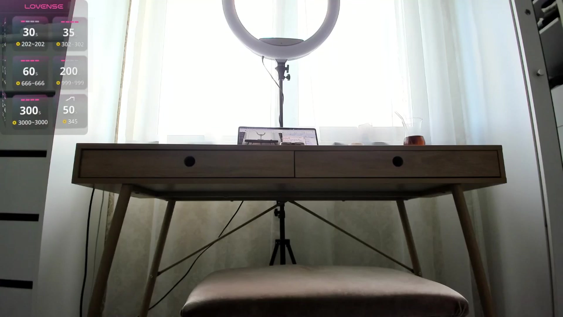 Gallery image thumbnail from K__A__T's myfreecams stream on, 06/20/2025, 12:32 image 2 of 20