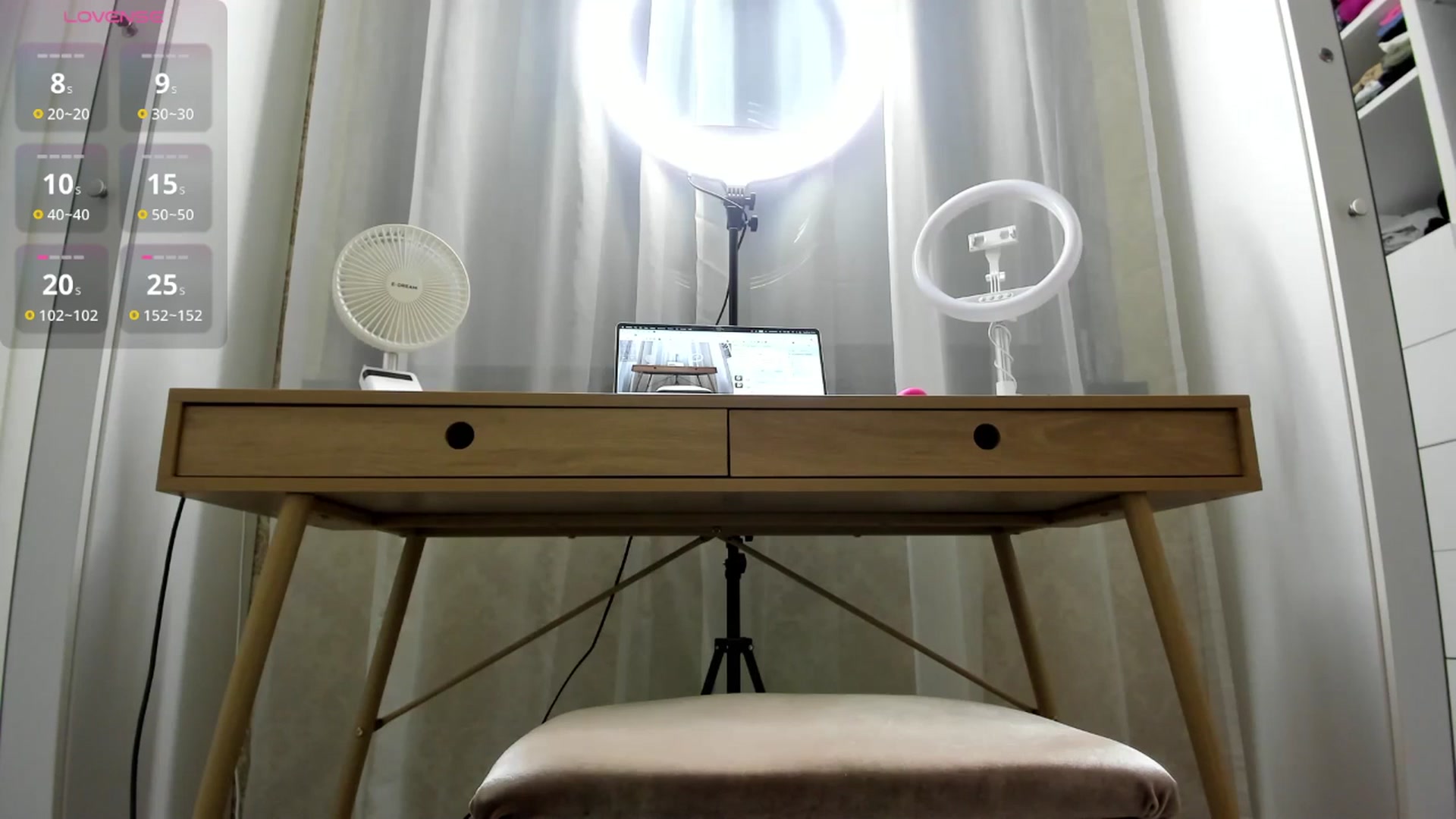 Gallery image thumbnail from K__A__T's myfreecams stream on, 07/22/2025, 09:25 image 14 of 20