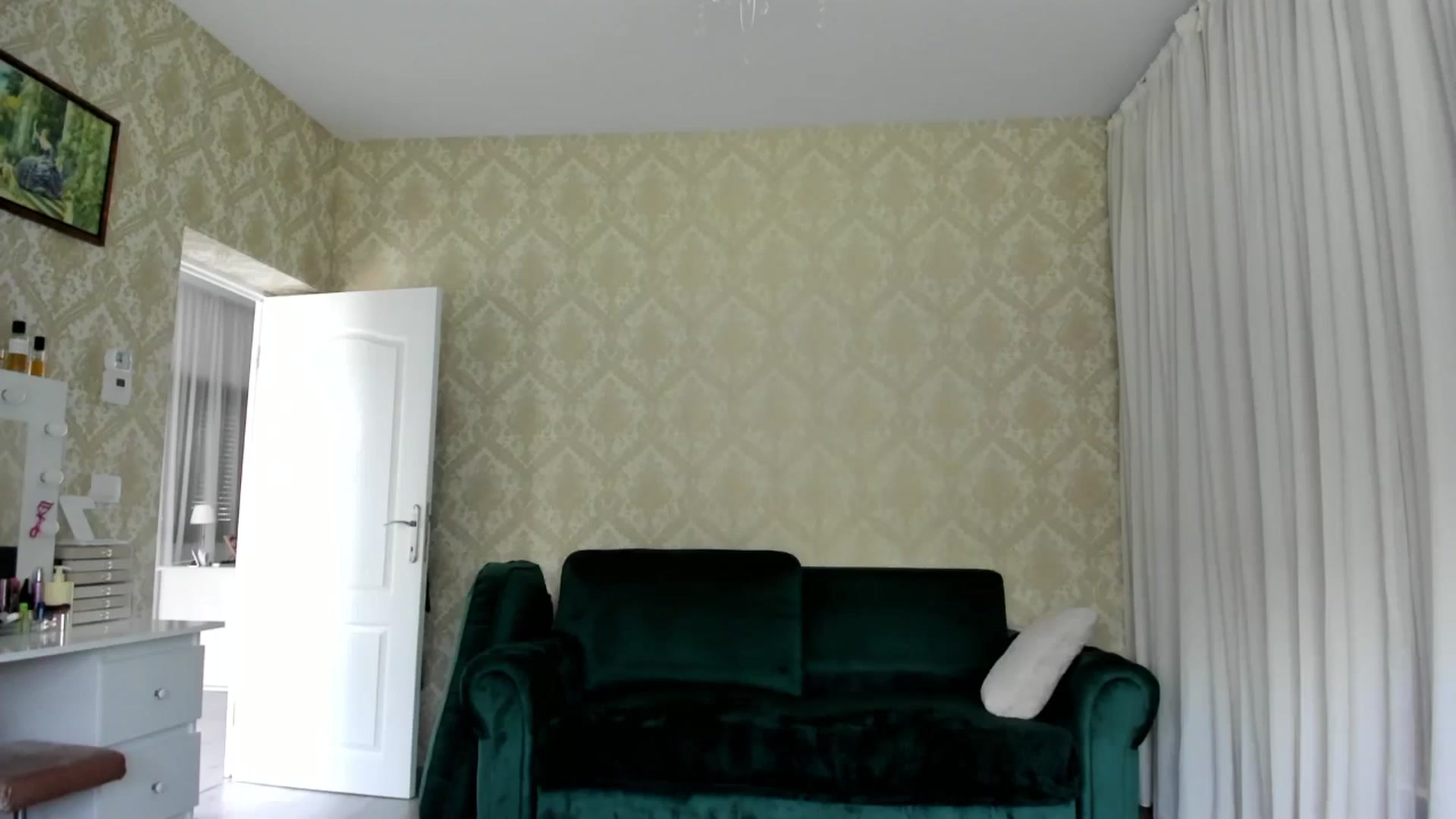 Gallery image thumbnail from K__A__T's myfreecams stream on, 07/26/2025, 09:04 image 6 of 20