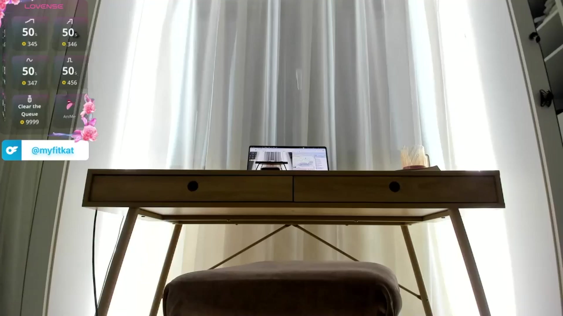 Gallery image thumbnail from K__A__T's myfreecams stream on, 10/19/2025, 18:56 image 13 of 20
