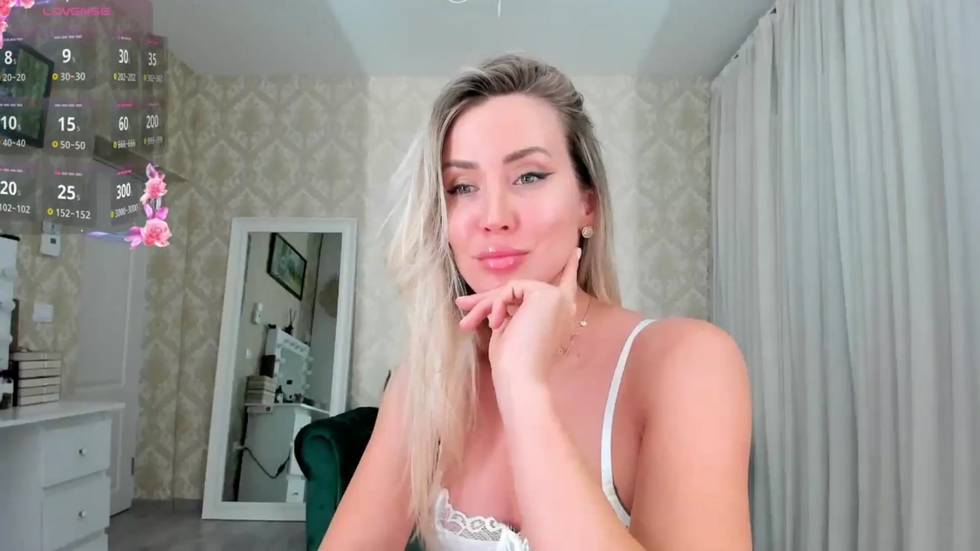 Gallery image thumbnail from K__A__T's myfreecams stream on, 10/27/2025, 18:29 image 19 of 20